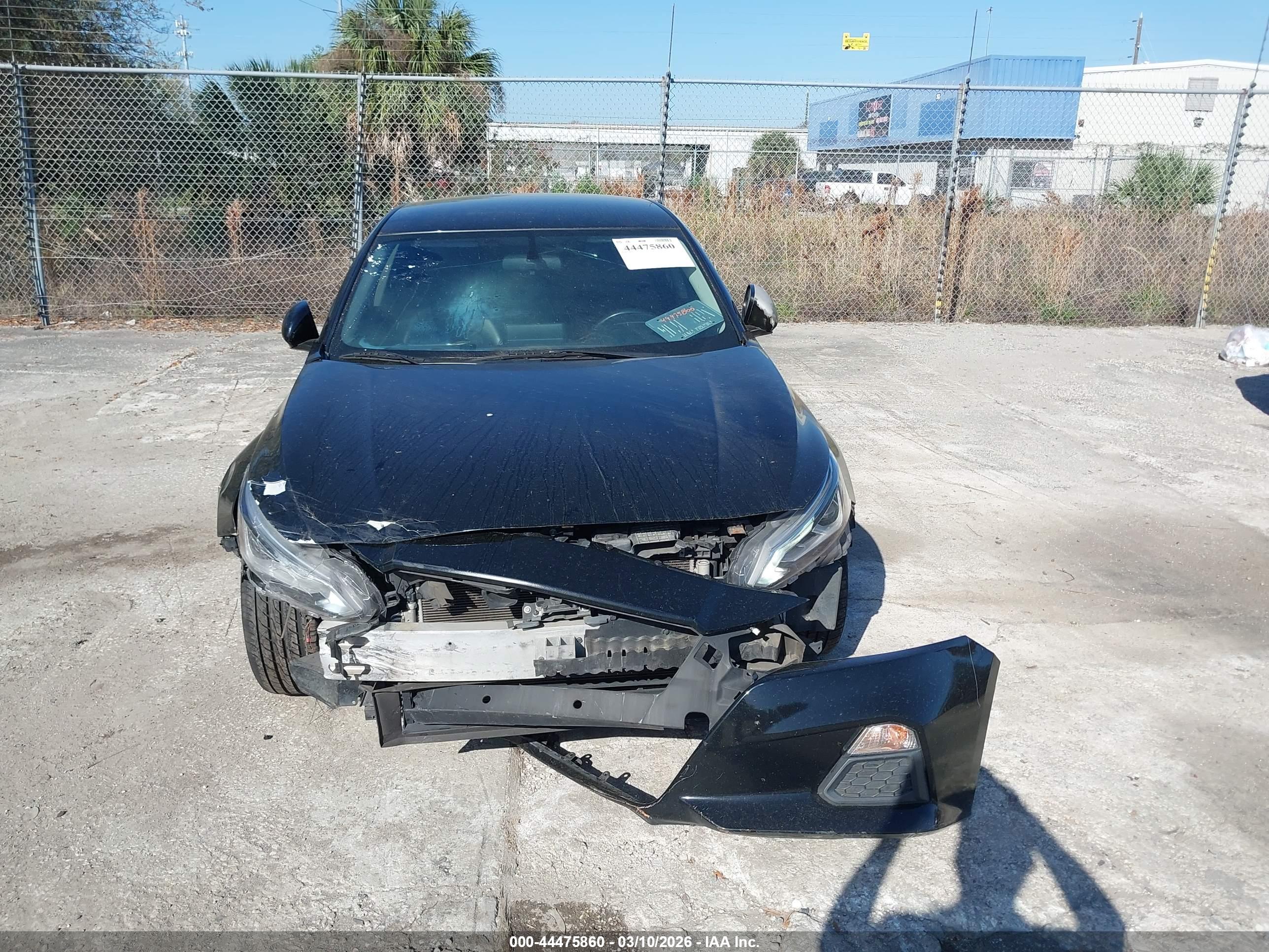 NISSAN ALTIMA image 6