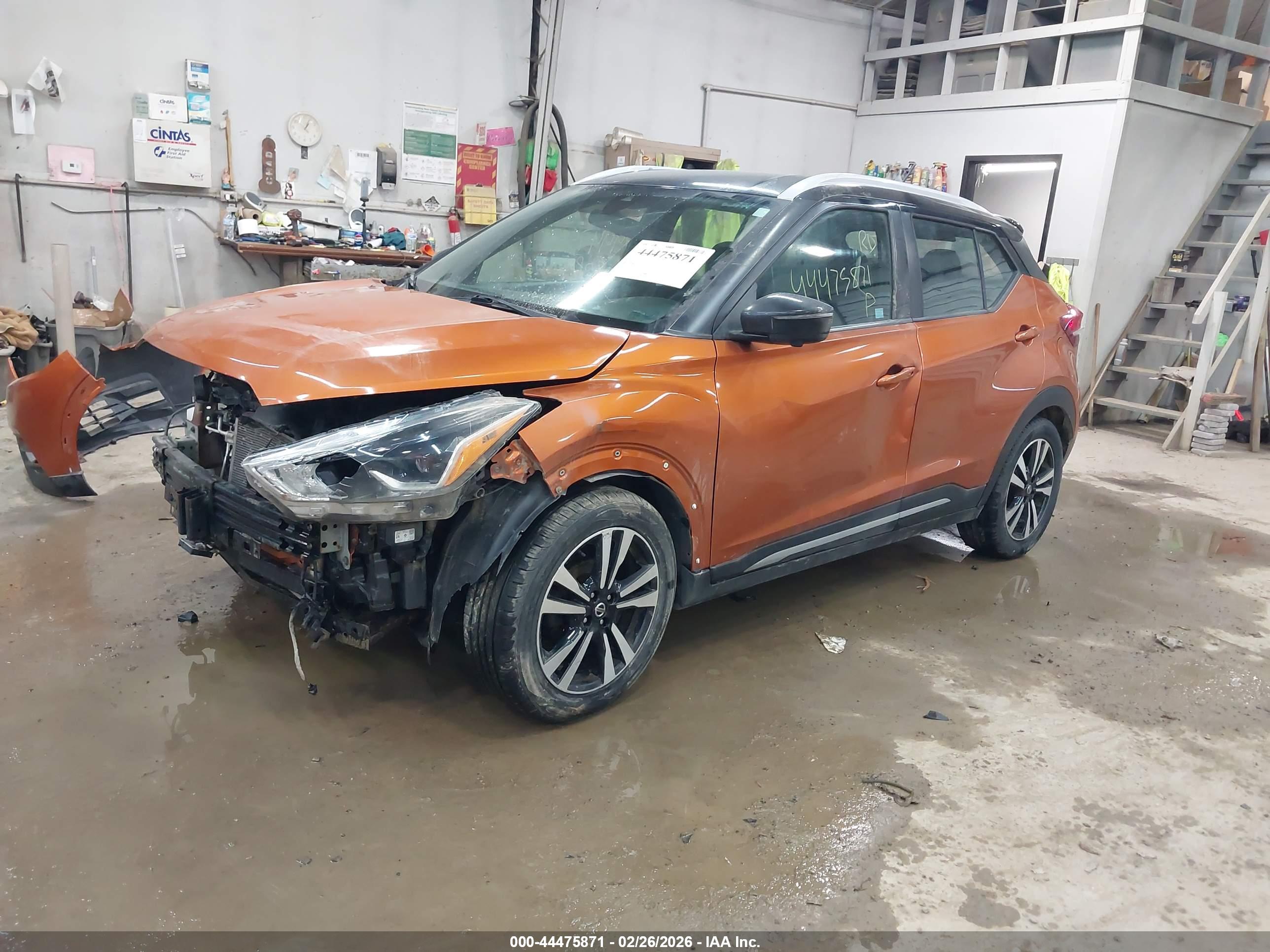 NISSAN KICKS image 2