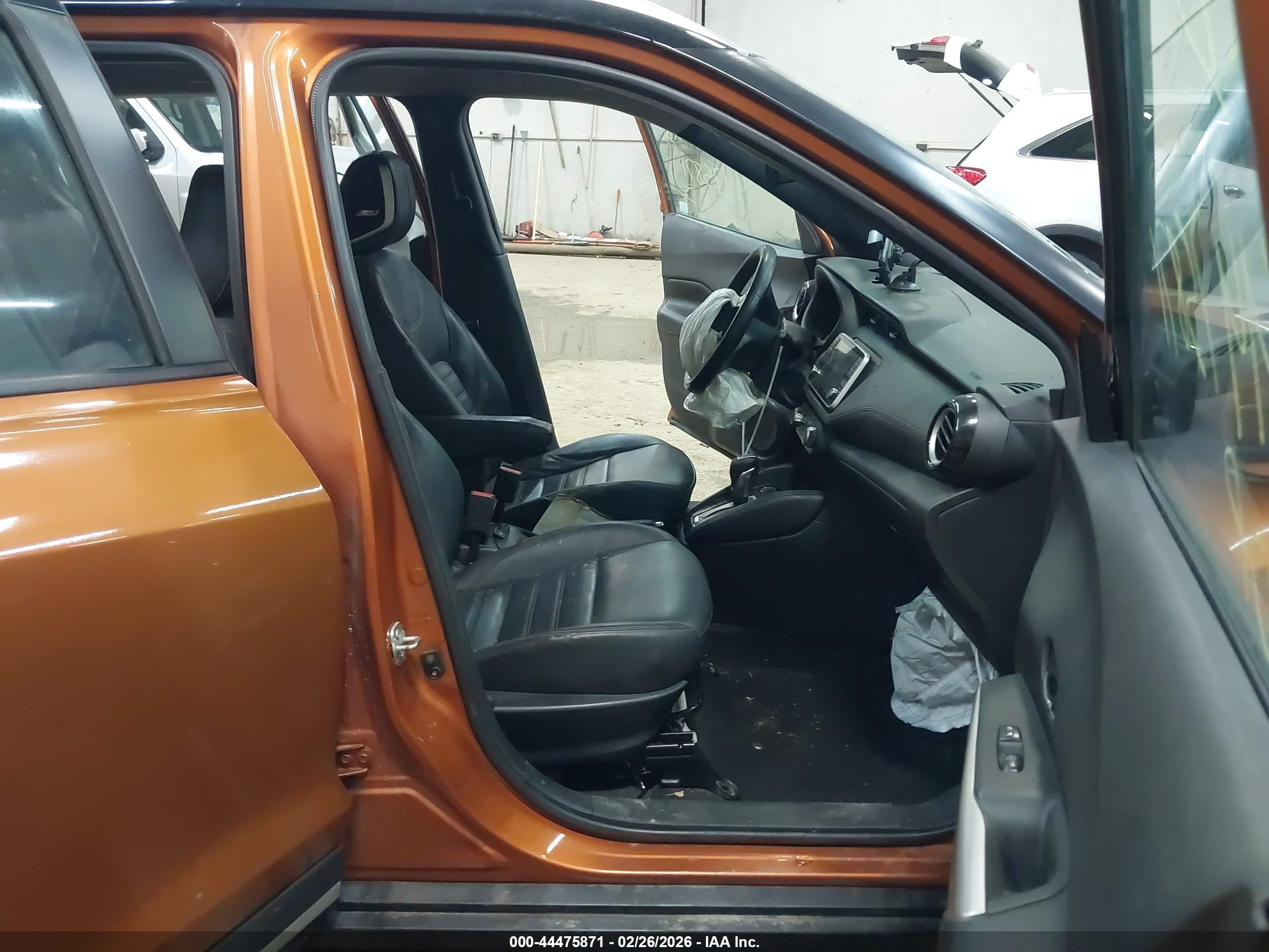 NISSAN KICKS image 5