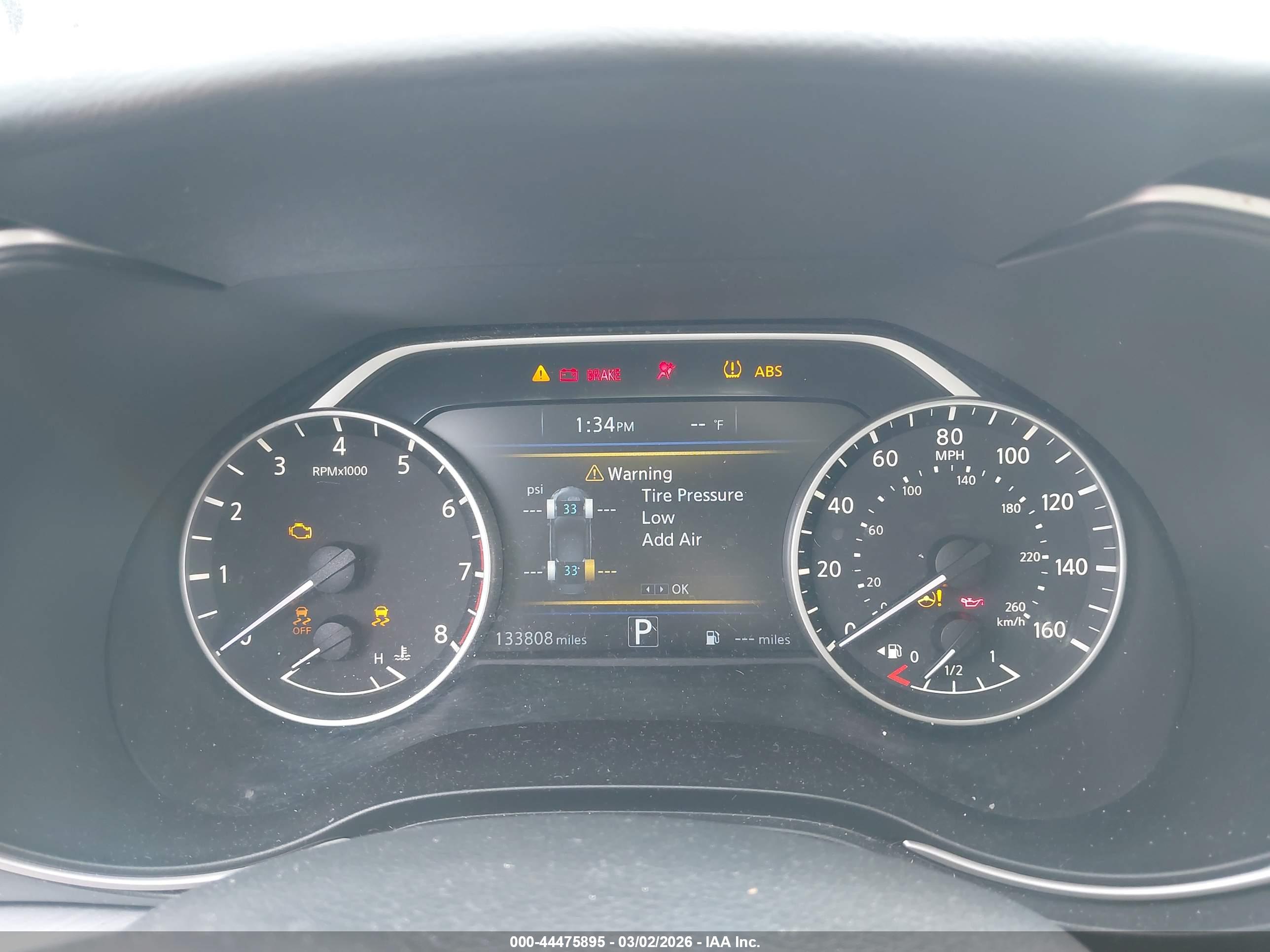NISSAN MAXIMA image 7