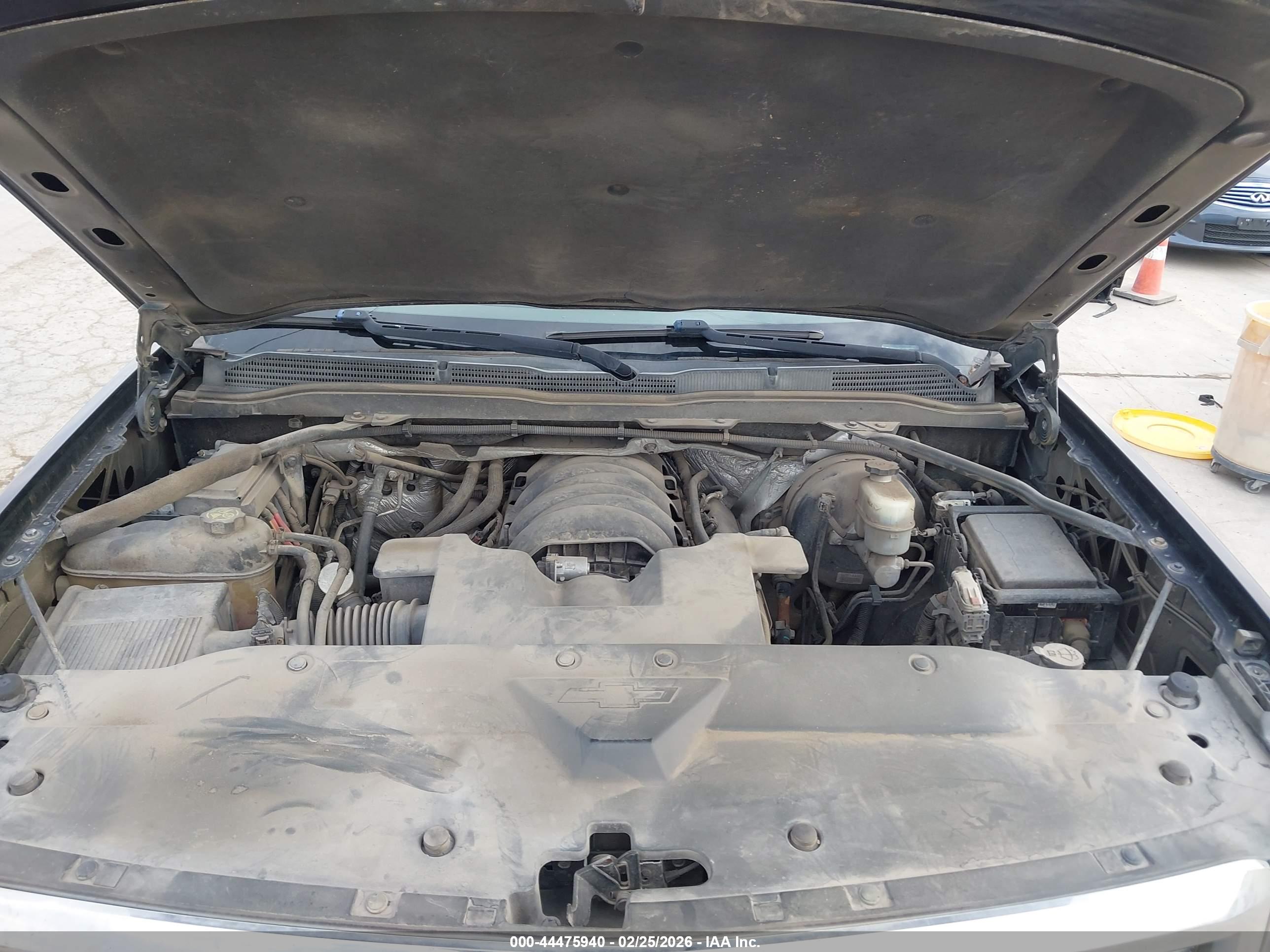 CHEVROLET SILVERADO image 10