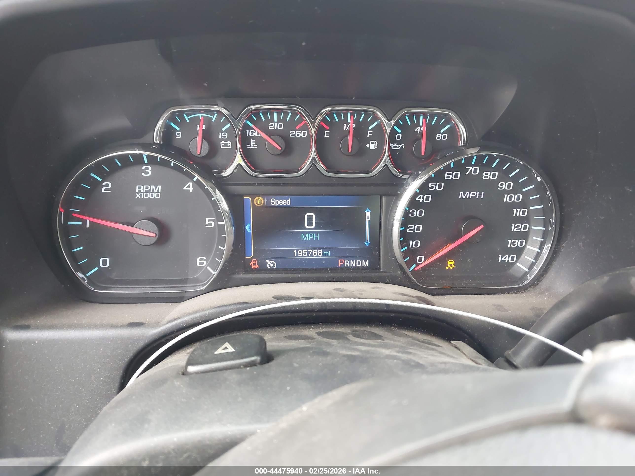 CHEVROLET SILVERADO image 7