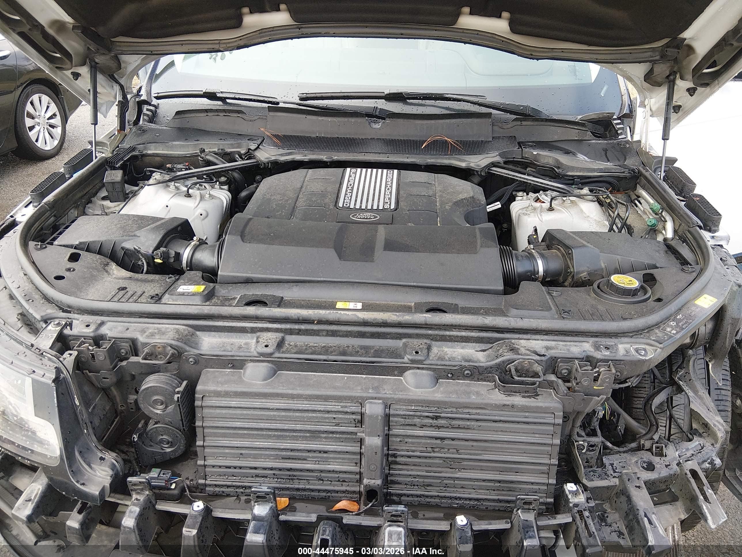 LAND ROVER image 10