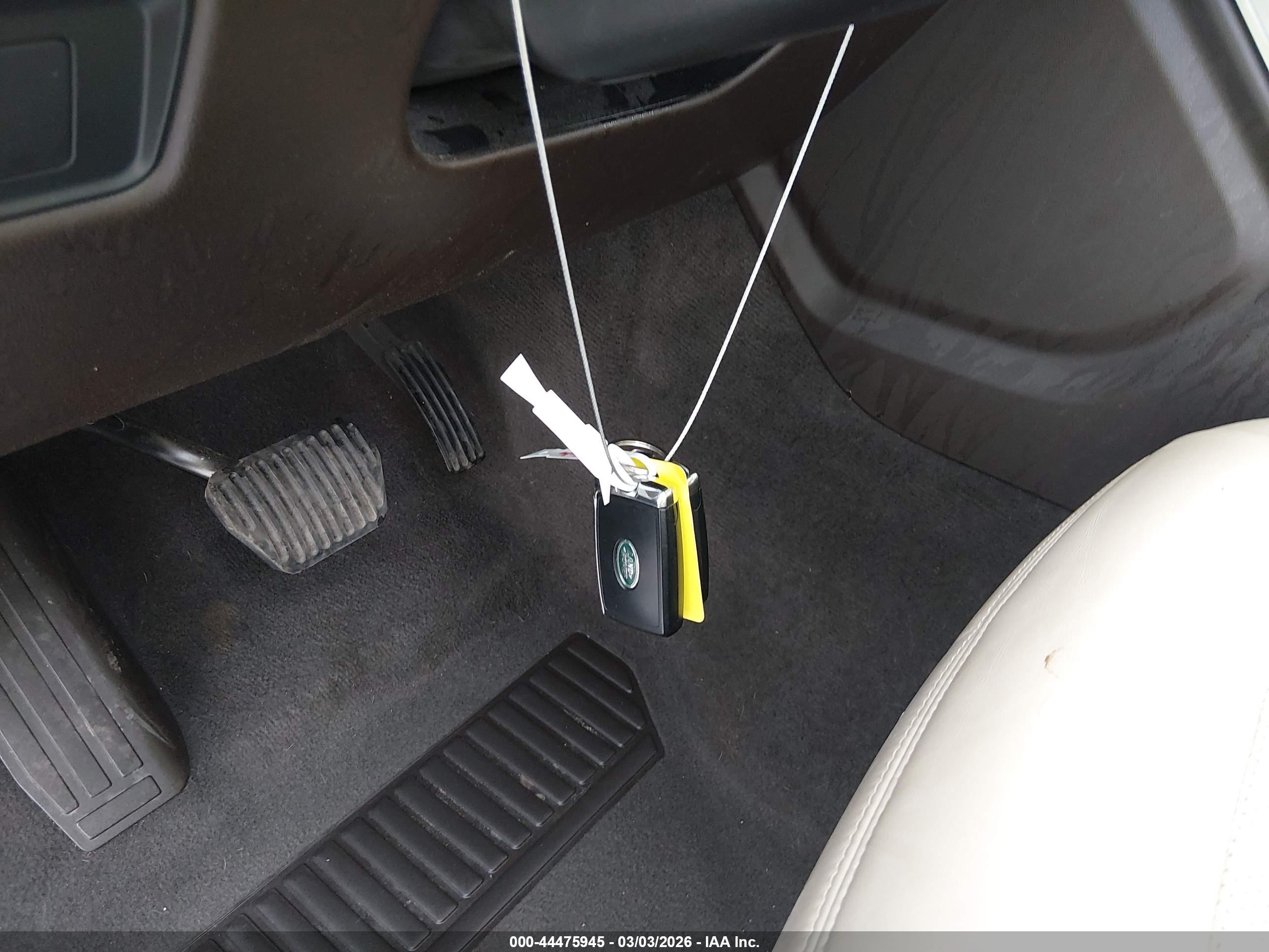 LAND ROVER image 11
