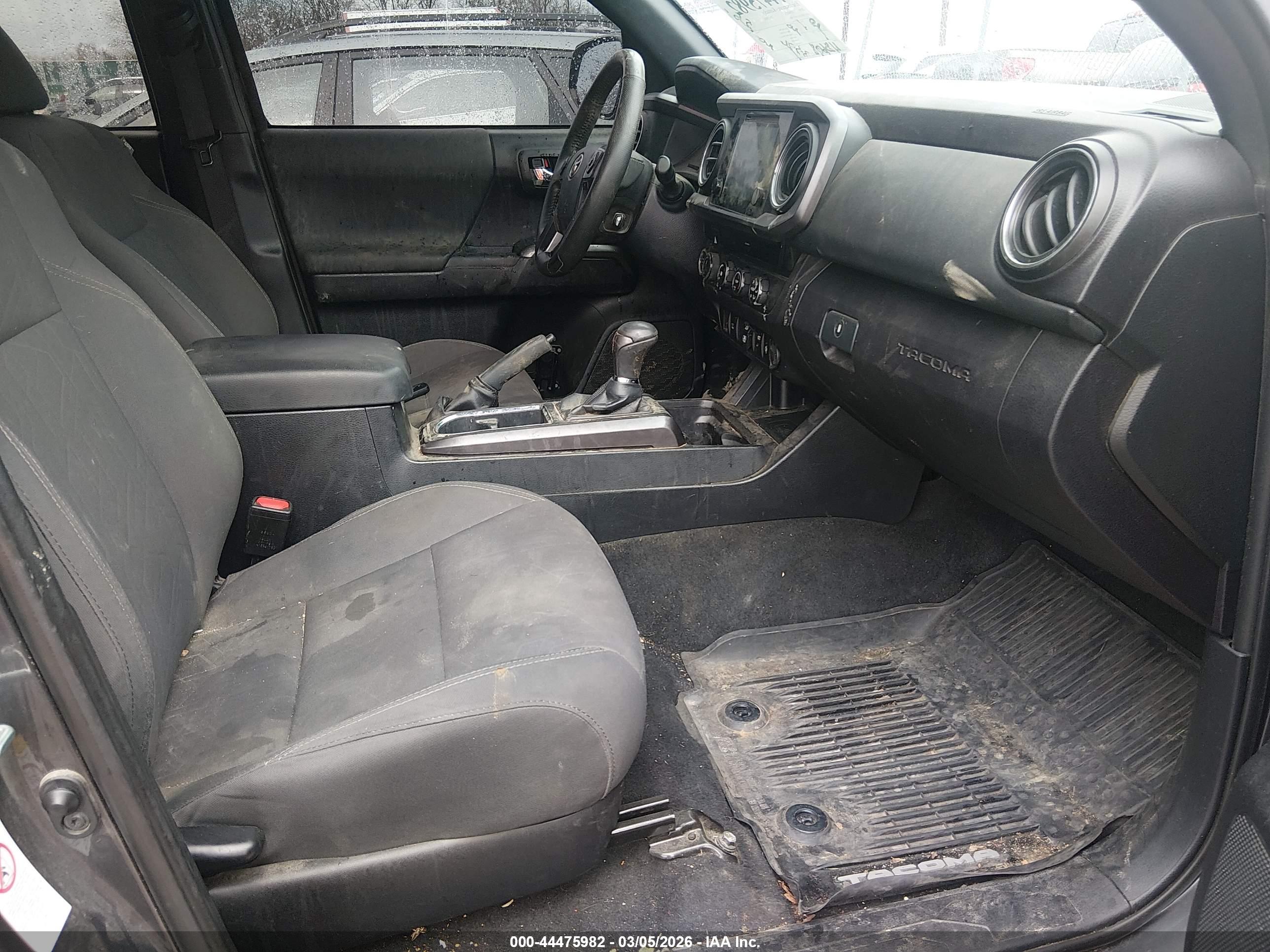 TOYOTA TACOMA image 5