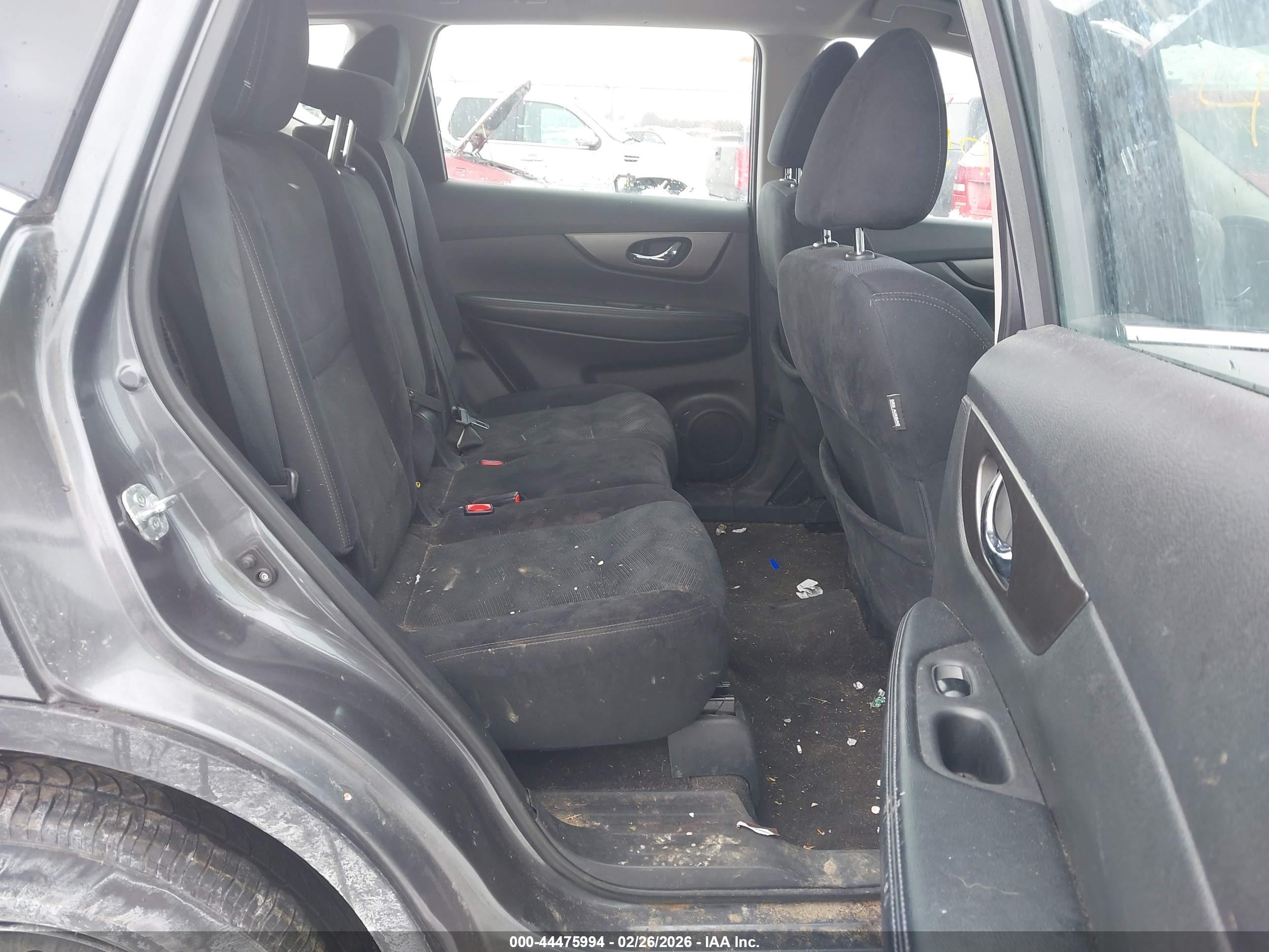 NISSAN ROGUE image 8