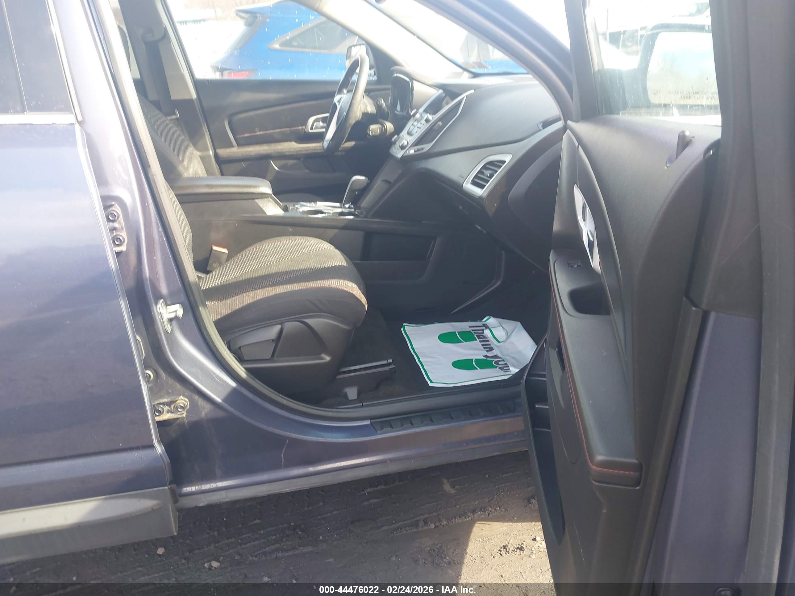 GMC TERRAIN image 5