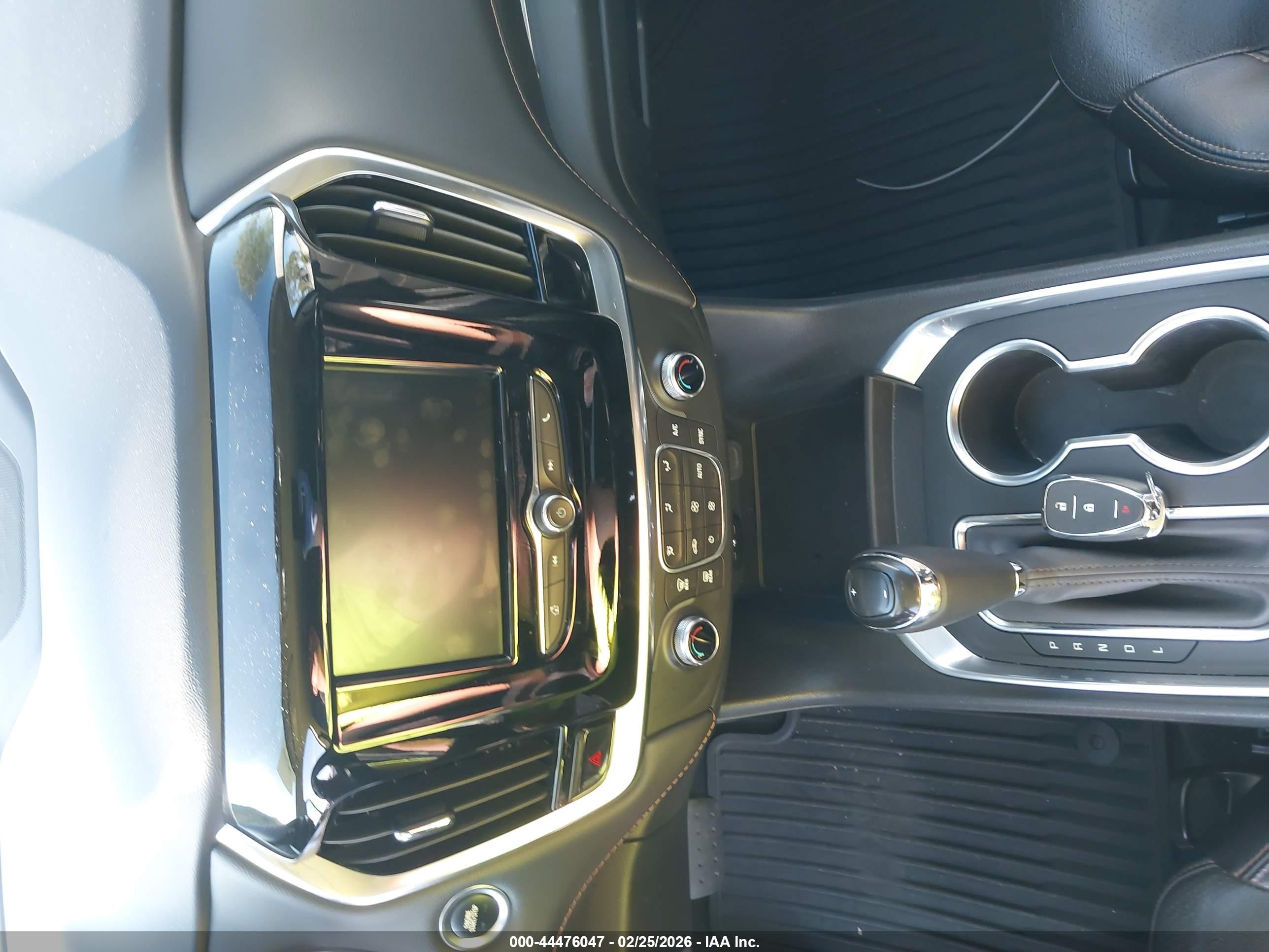 CHEVROLET TRAVERSE image 11