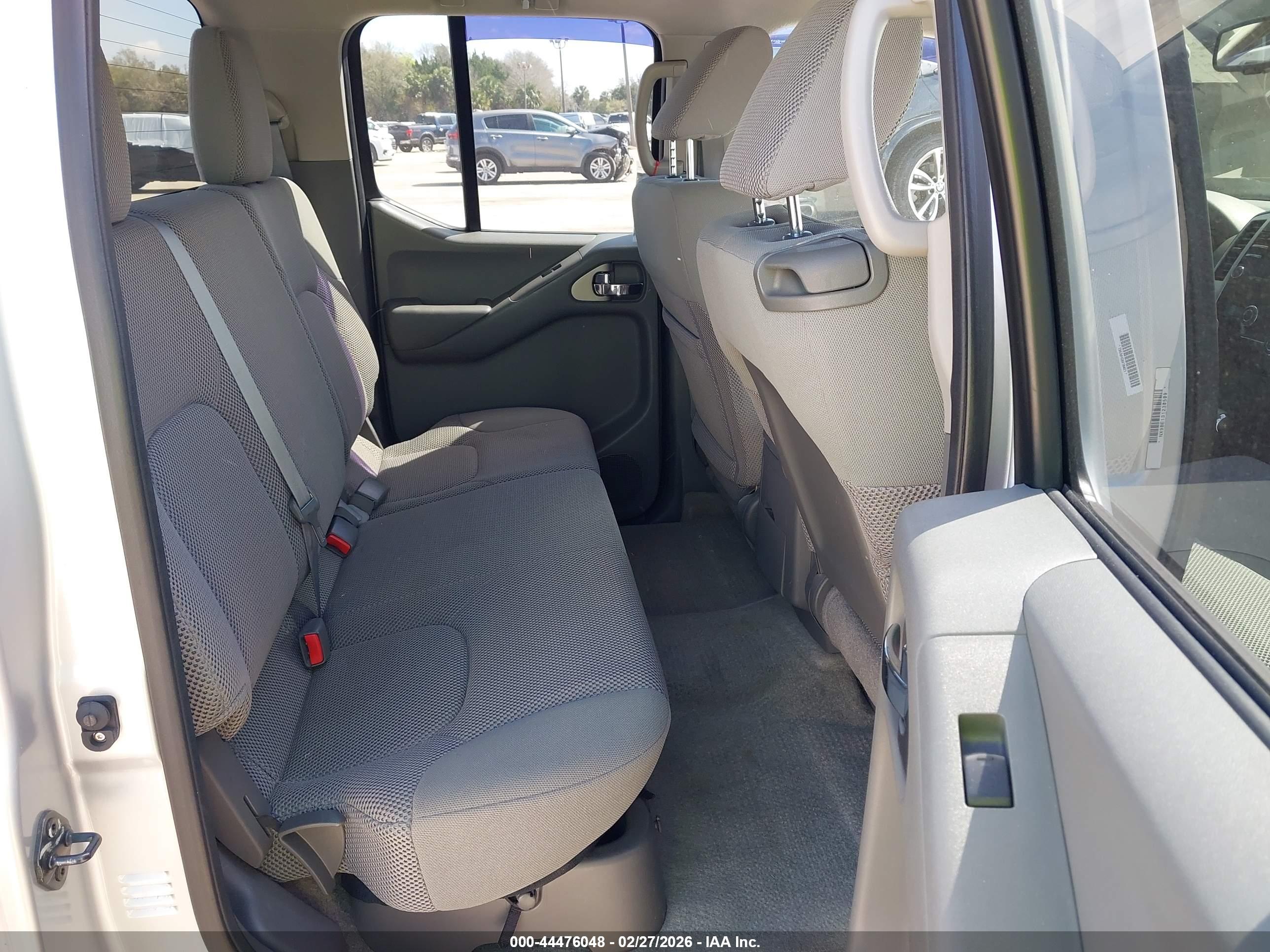 NISSAN FRONTIER image 8