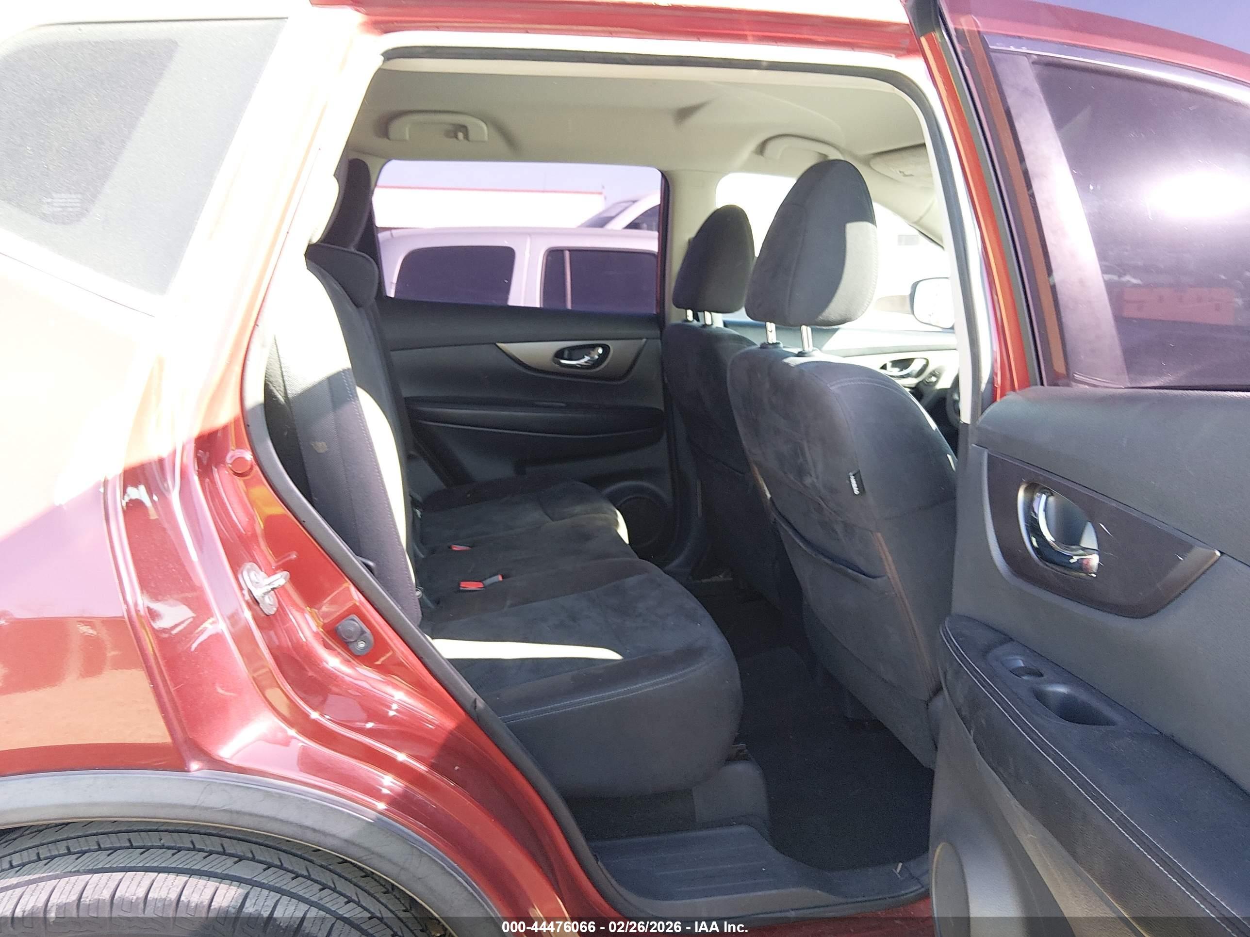 NISSAN ROGUE image 8