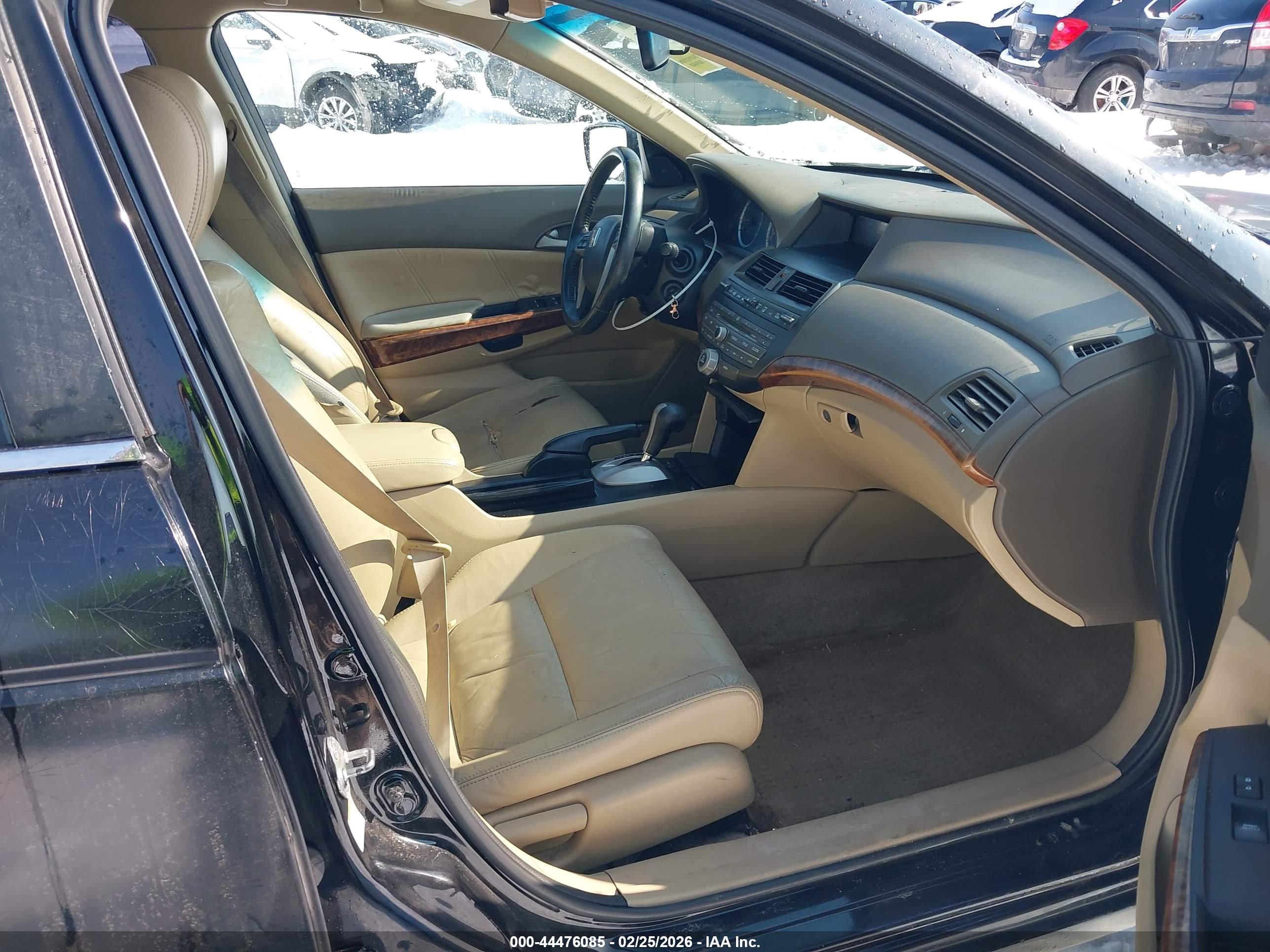 HONDA ACCORD image 5