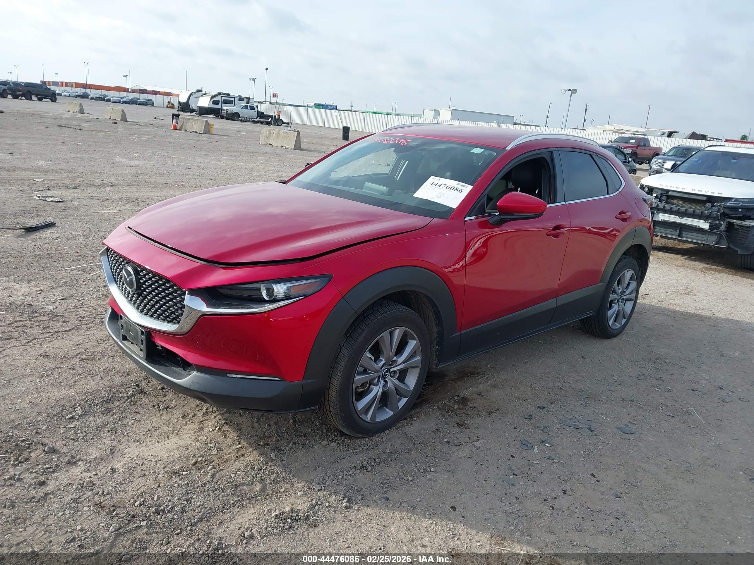 MAZDA CX-30 image 2