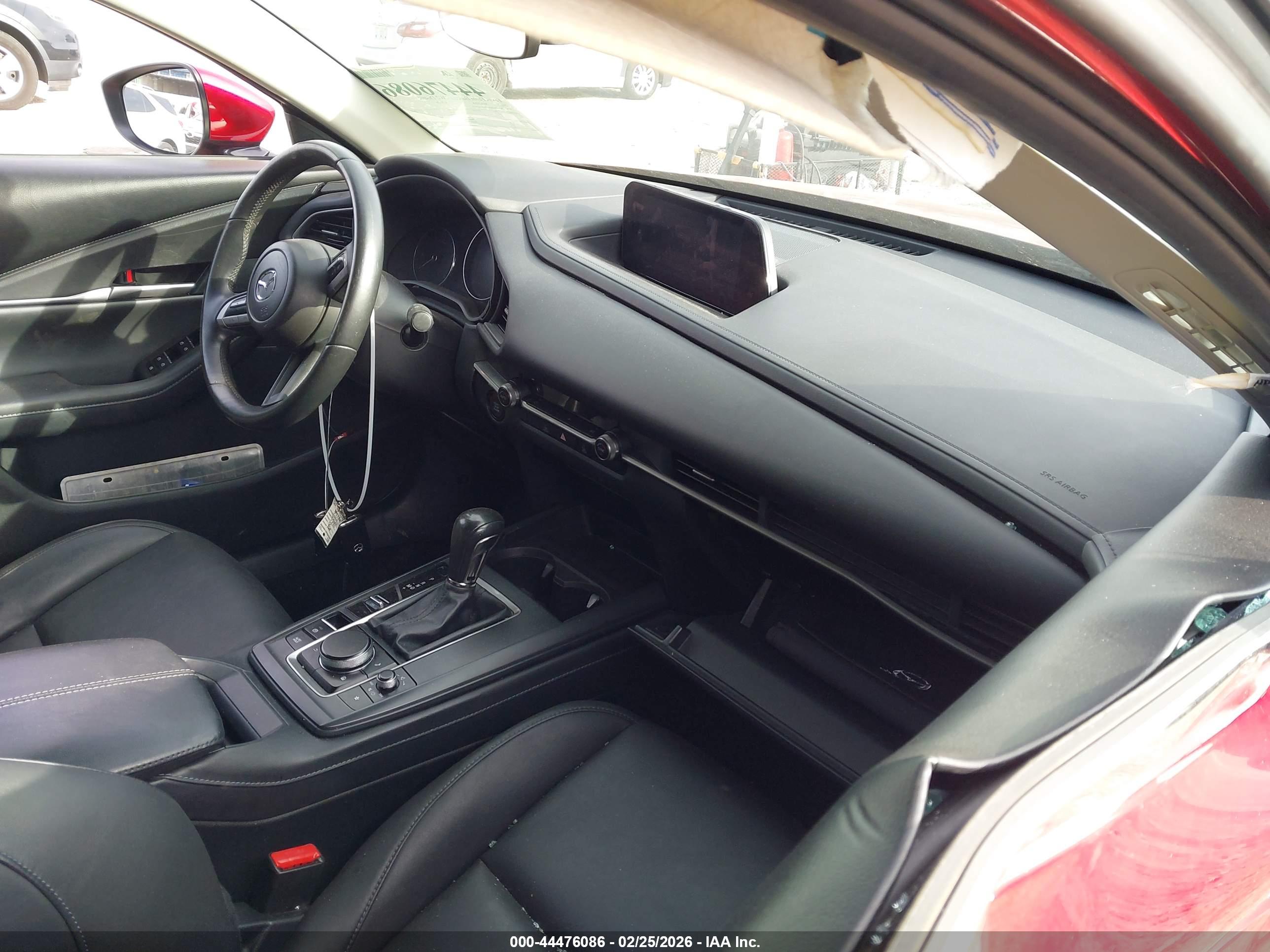MAZDA CX-30 image 5
