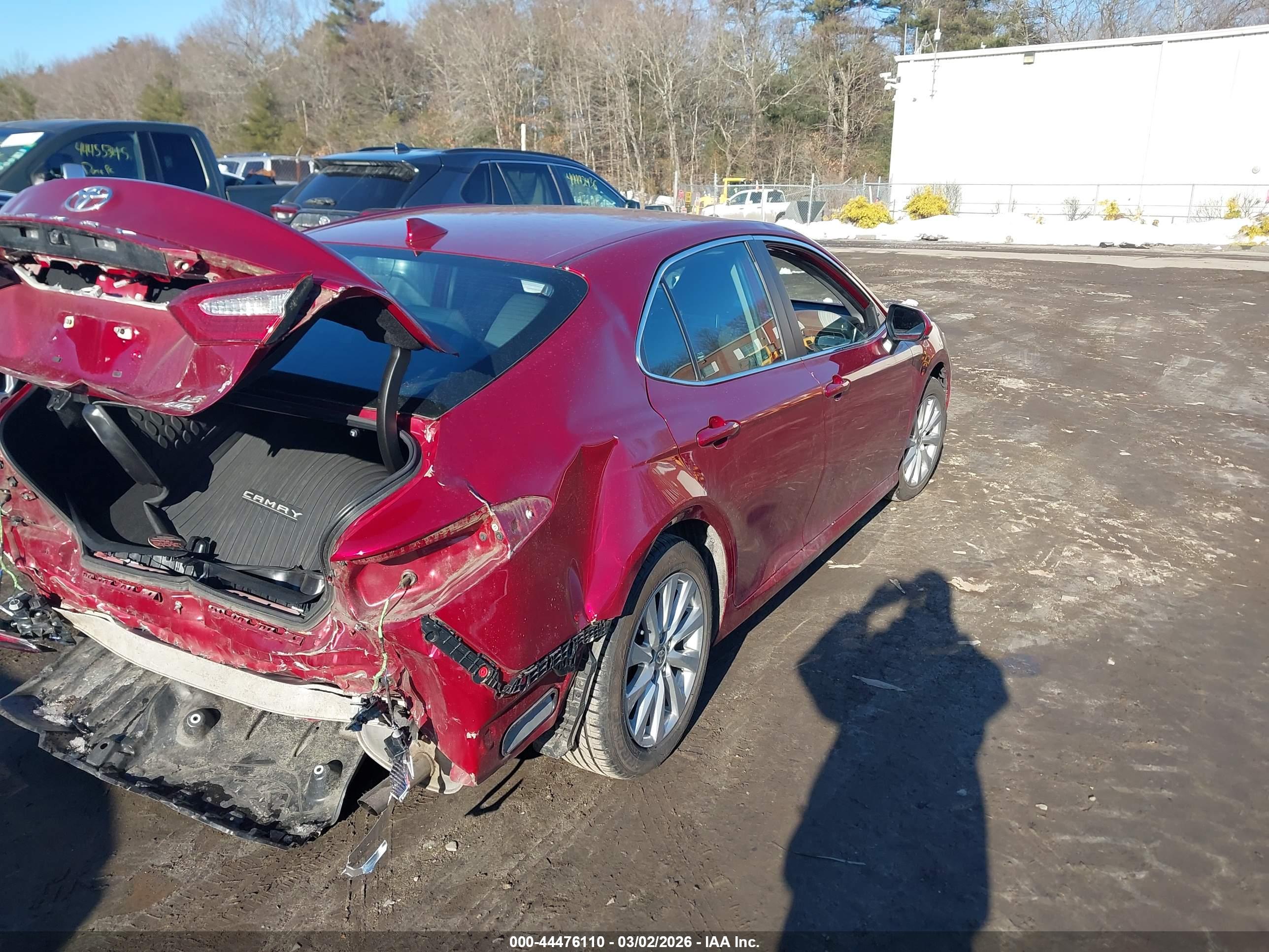 TOYOTA CAMRY image 4