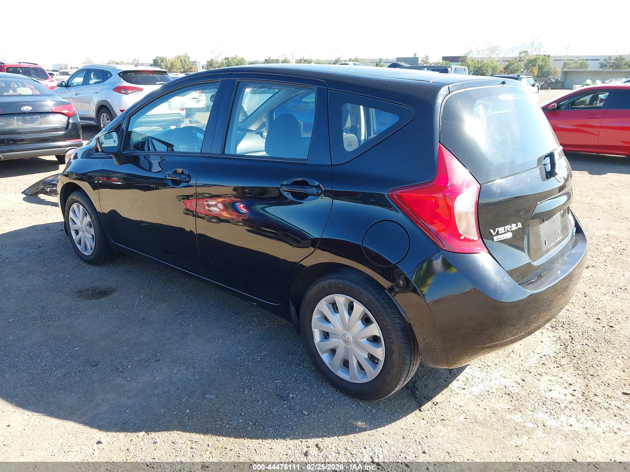 NISSAN VERSA image 3
