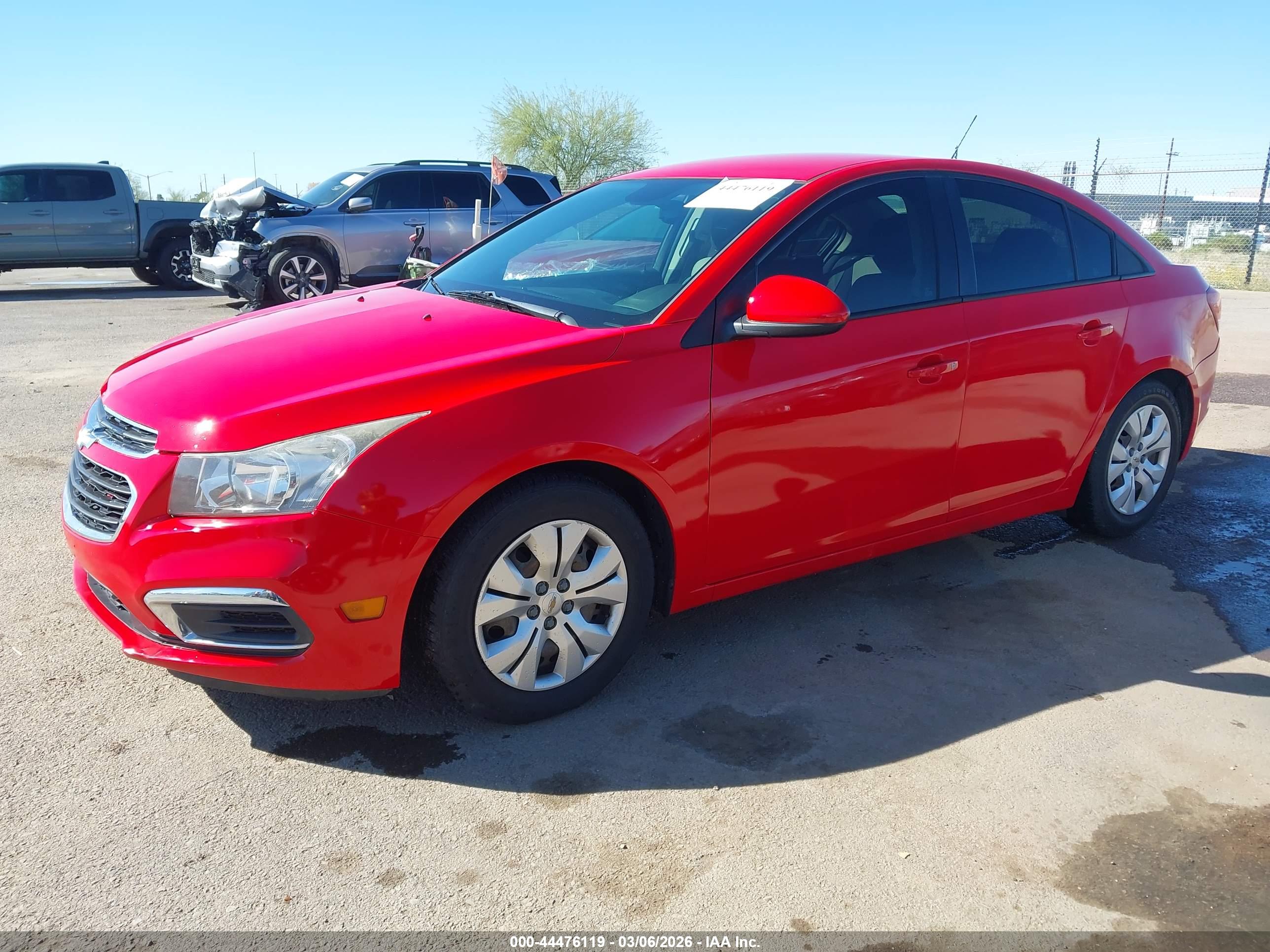 CHEVROLET CRUZE image 2