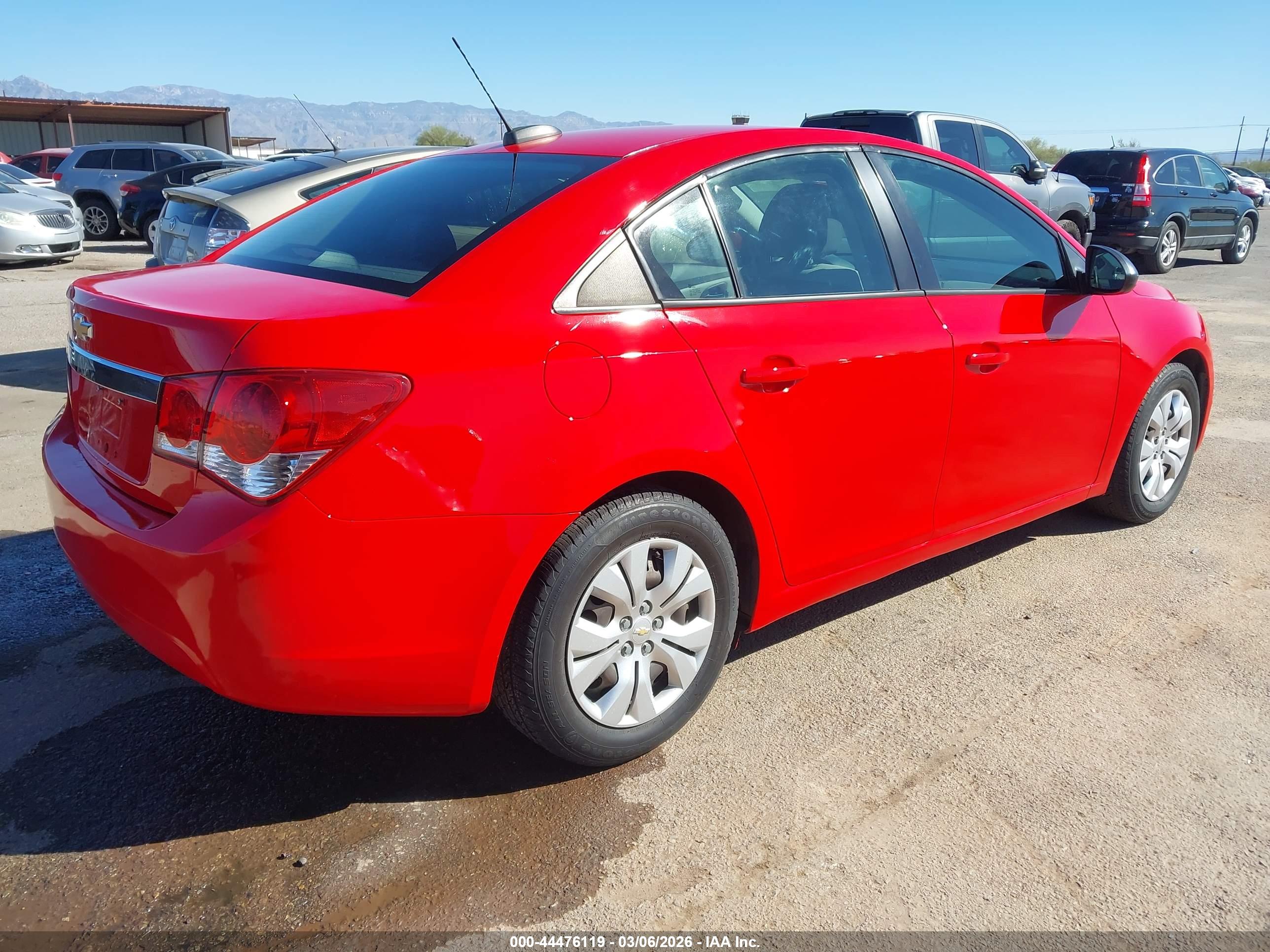 CHEVROLET CRUZE image 4