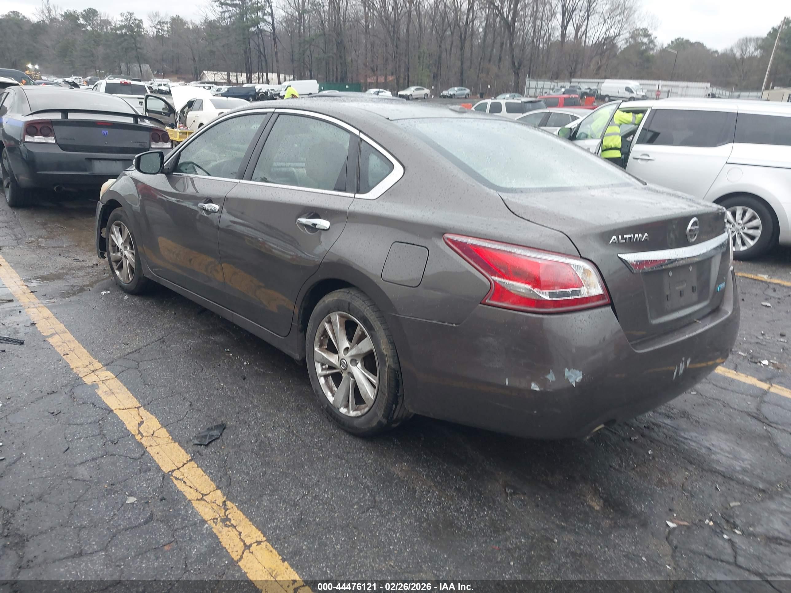 NISSAN ALTIMA image 3