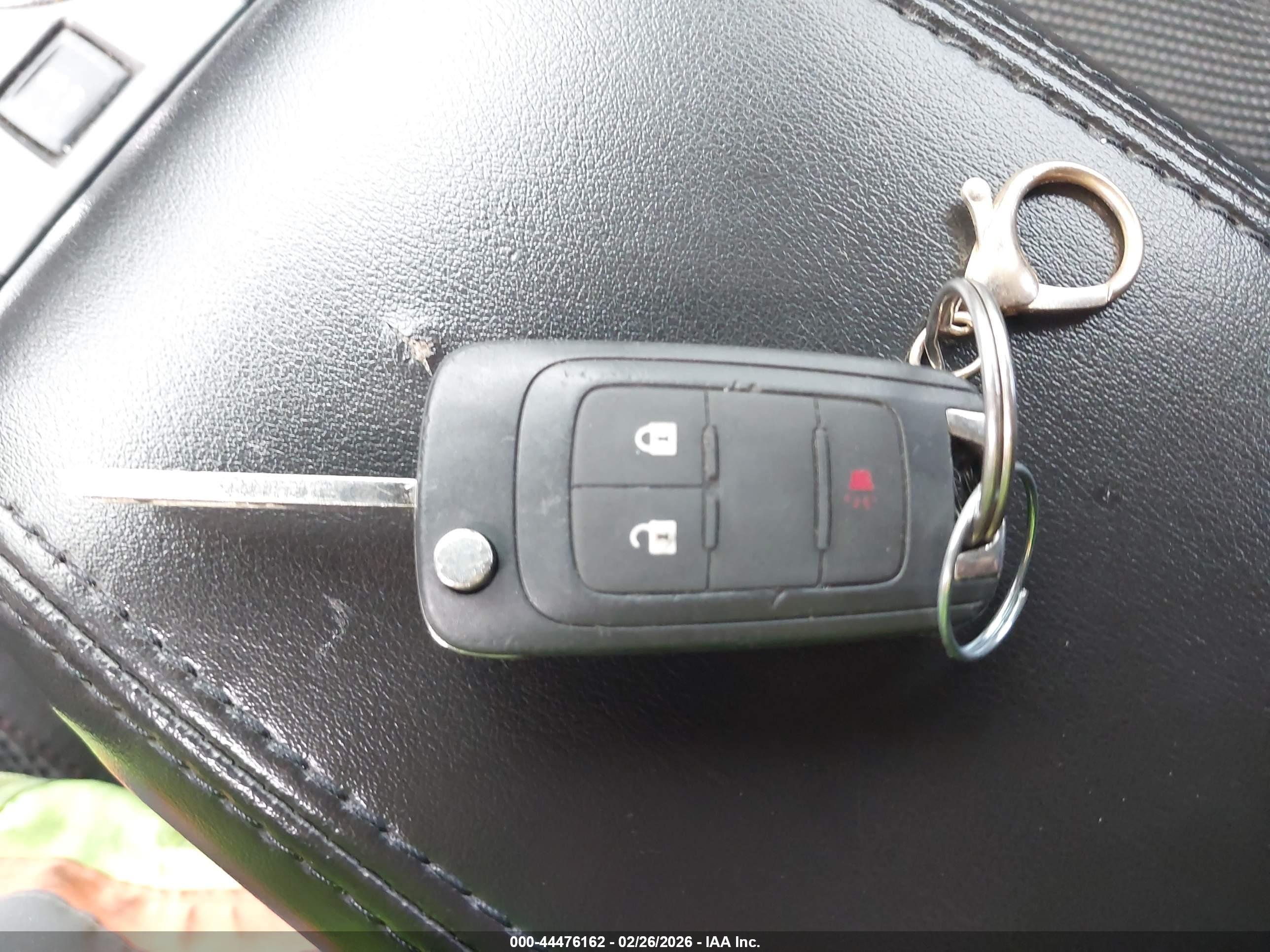 CHEVROLET EQUINOX image 11