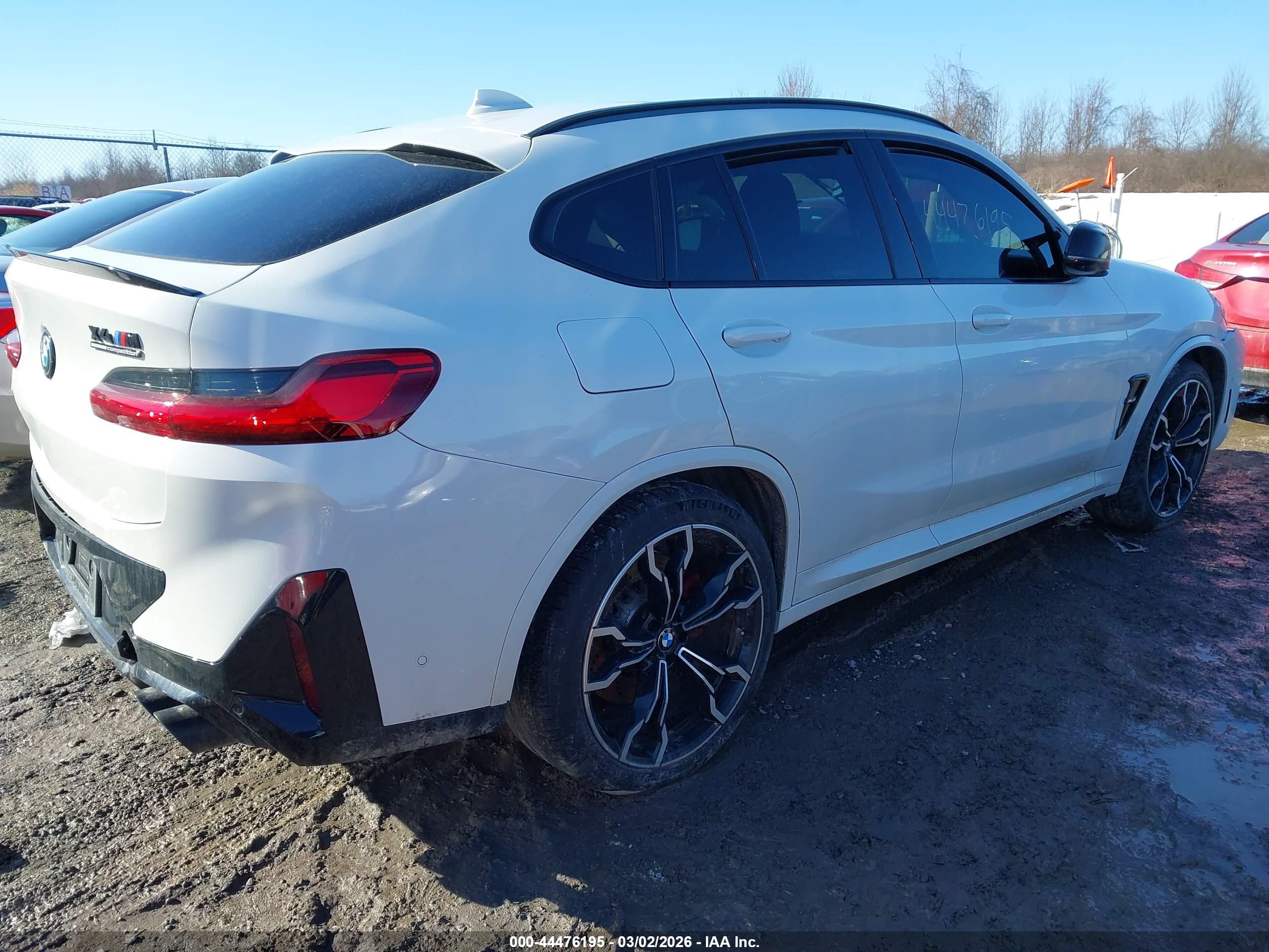 BMW X4 image 4