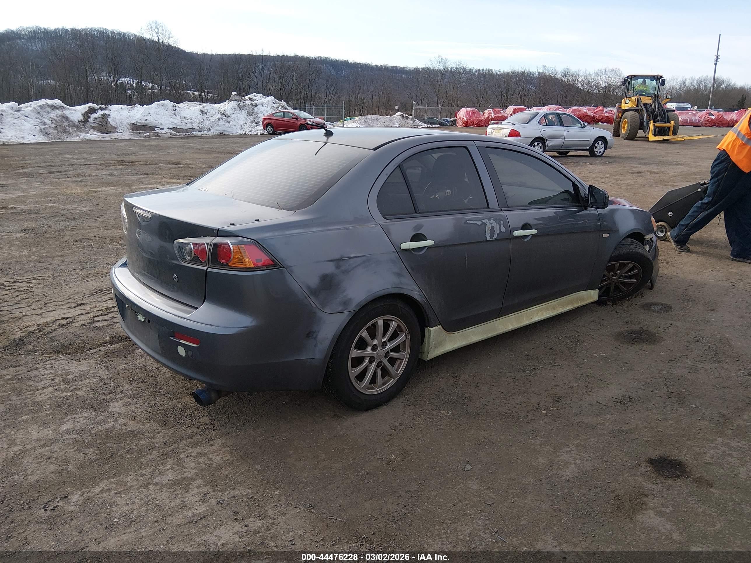 MITSUBISHI LANCER image 4