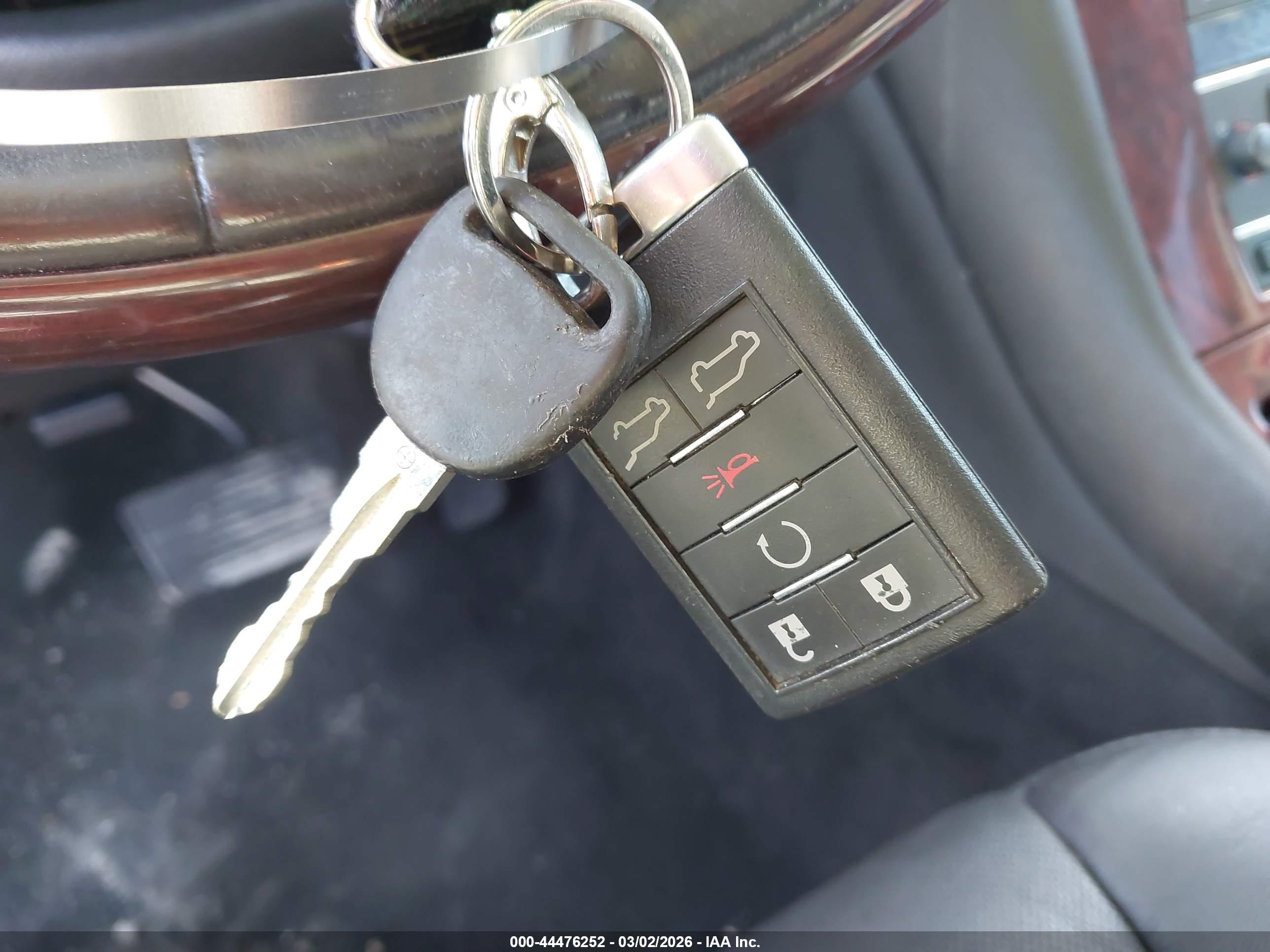 CADILLAC ESCALADE image 11