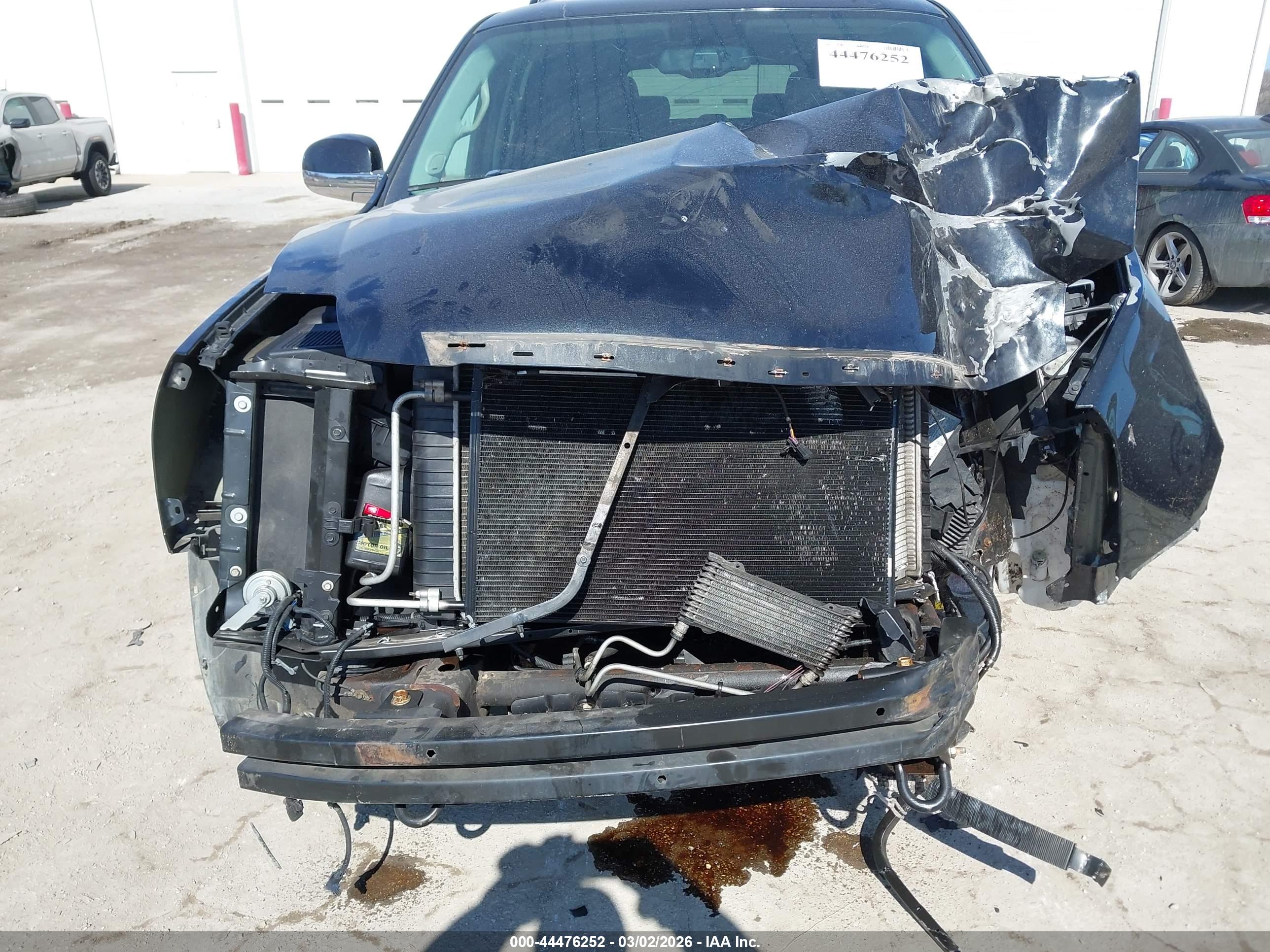 CADILLAC ESCALADE image 6