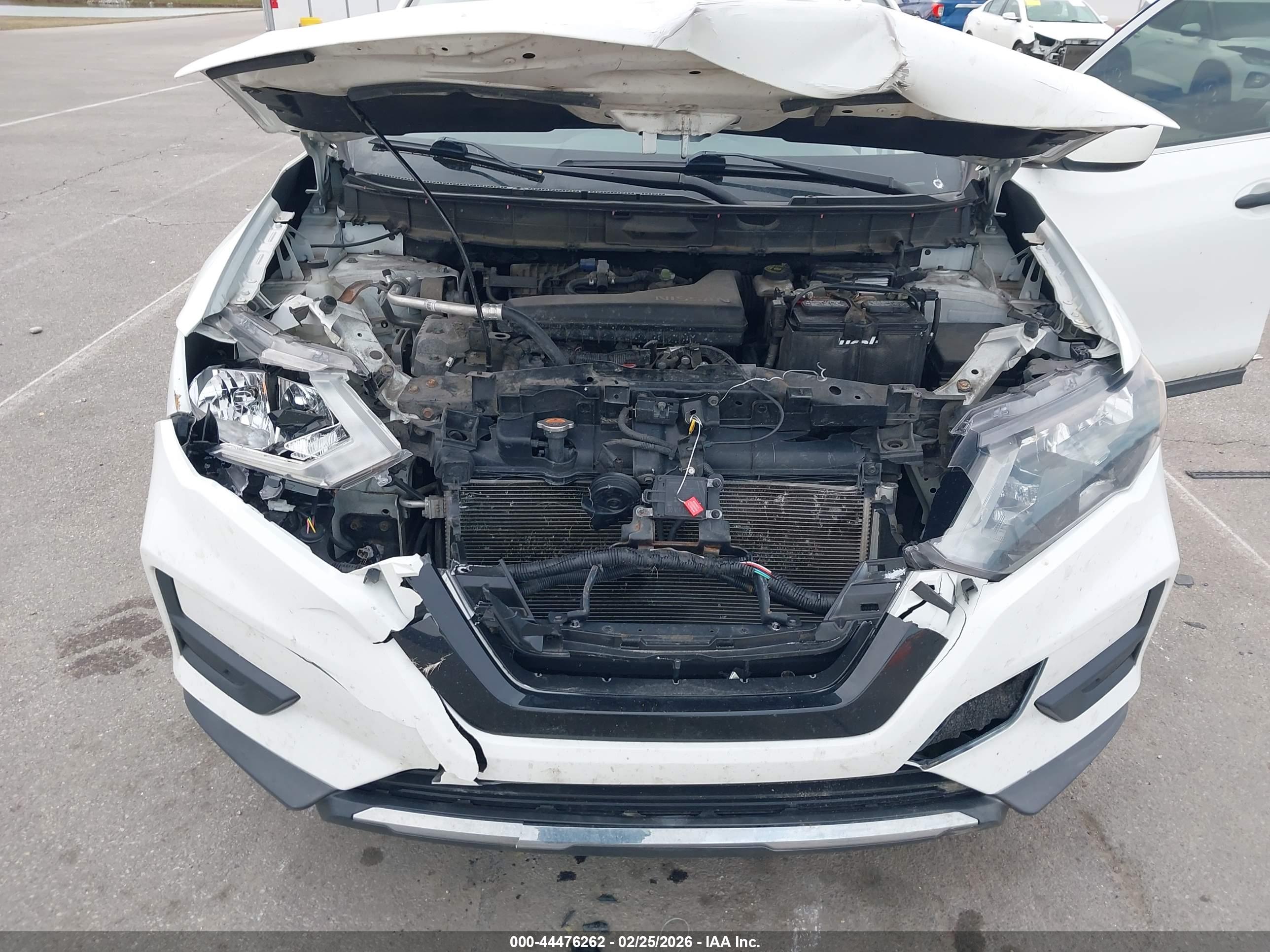 NISSAN ROGUE image 10