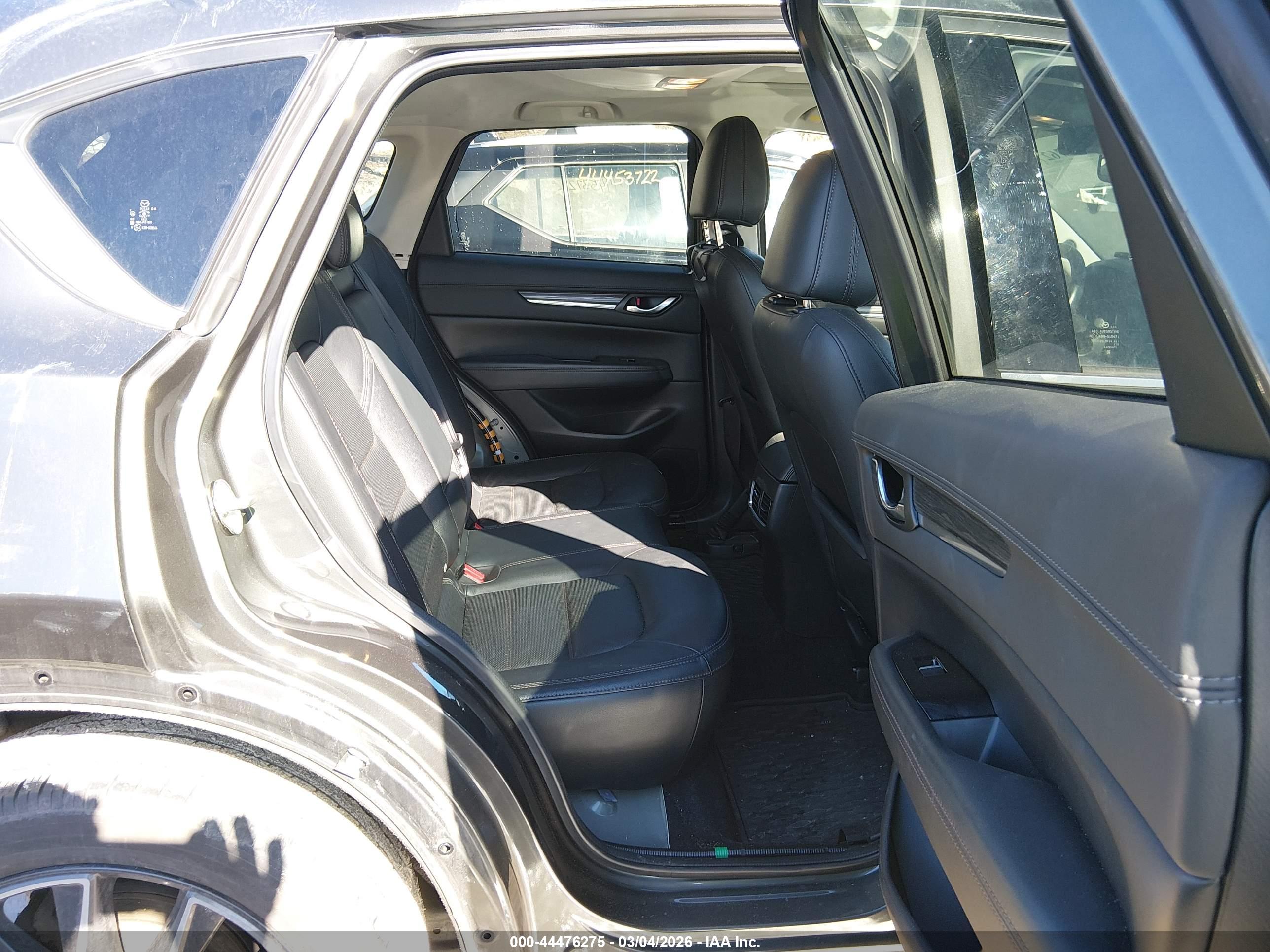 MAZDA CX-5 image 8