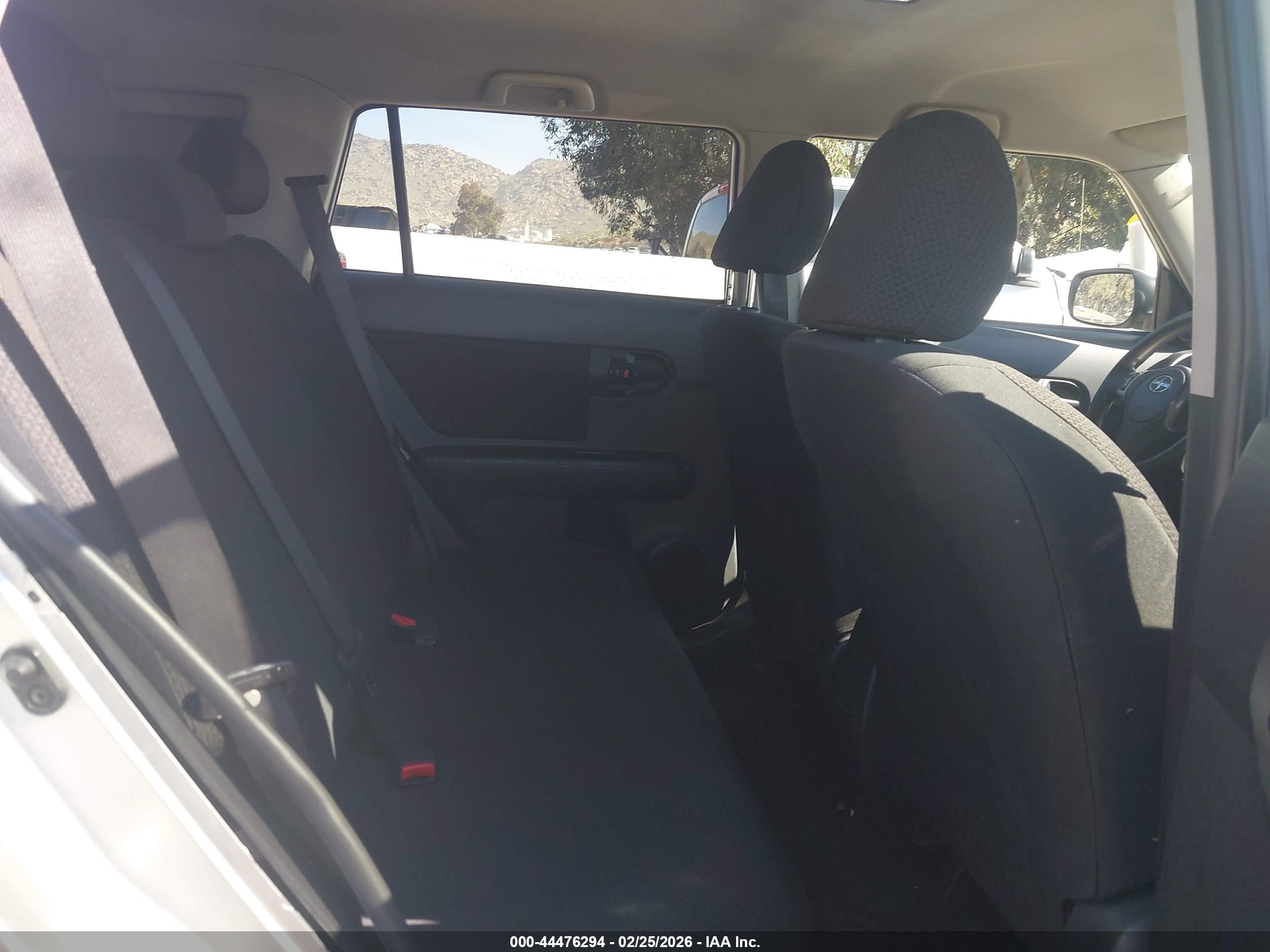 SCION XB image 8