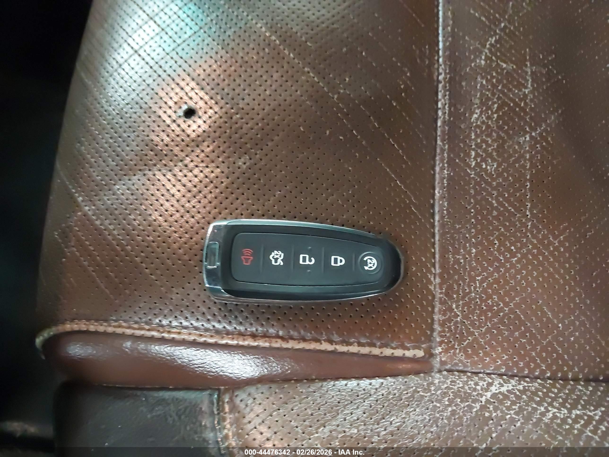 FORD EXPLORER image 11