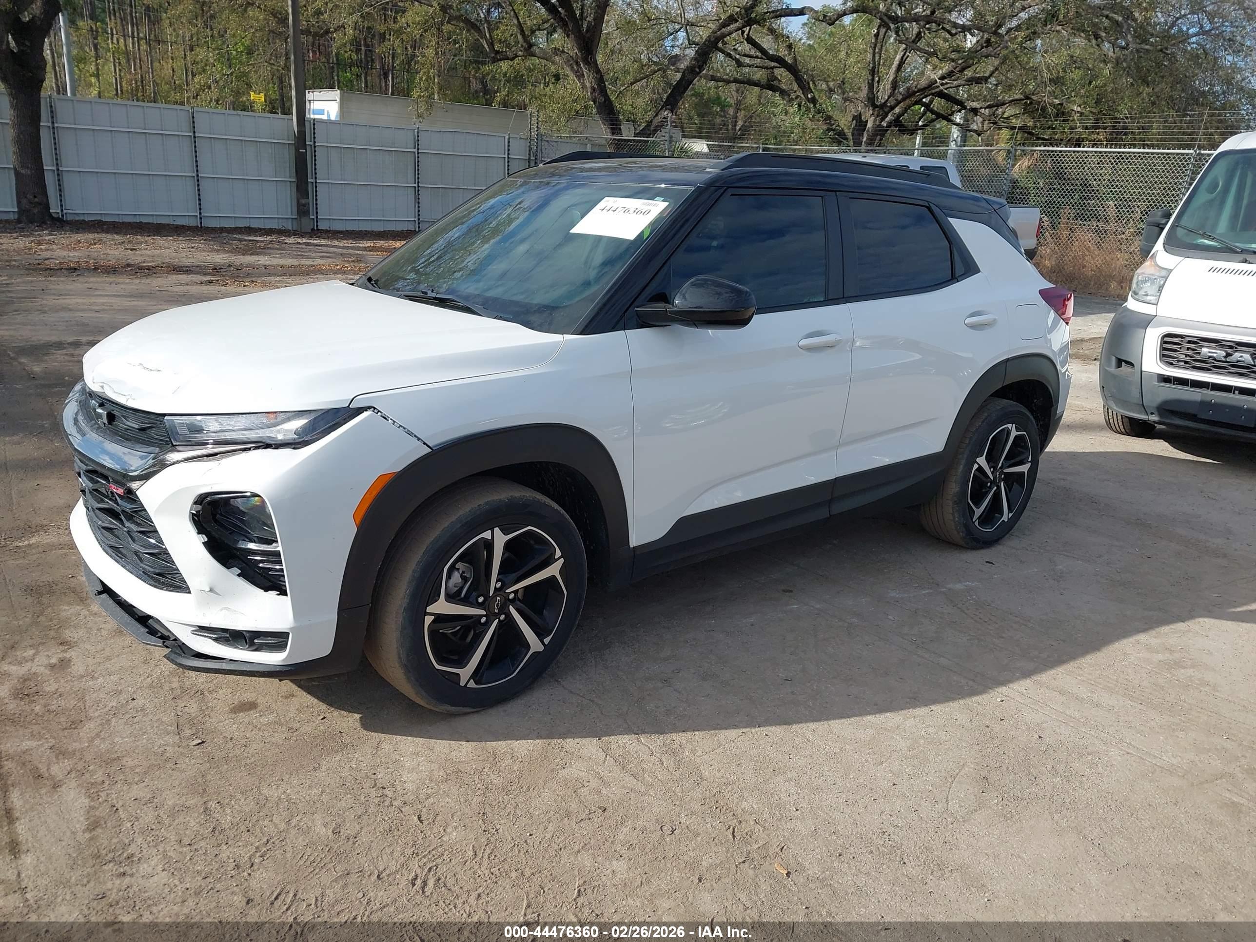 CHEVROLET TRAILBLAZER image 2