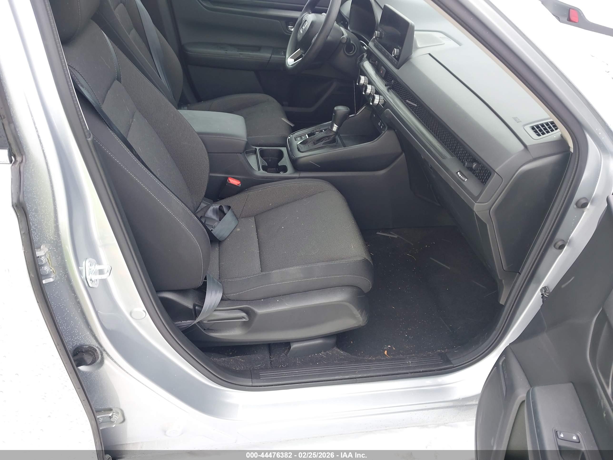 HONDA CR-V image 5