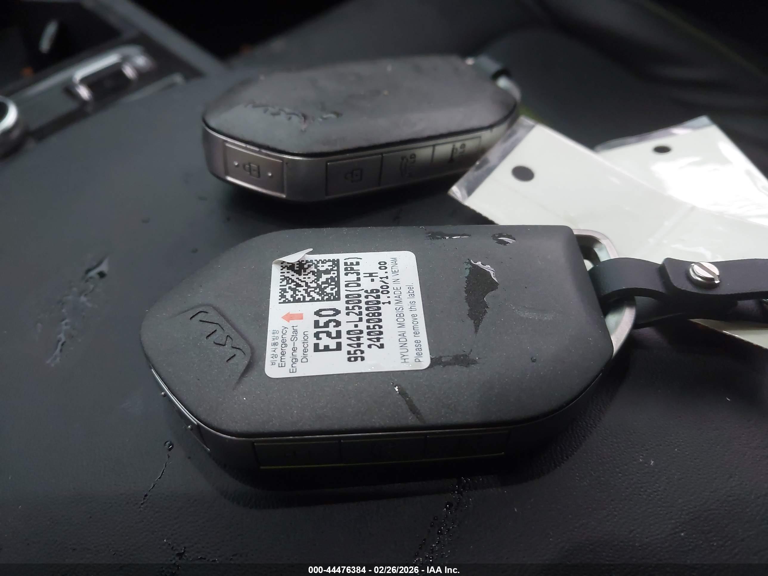 KIA K5 image 11