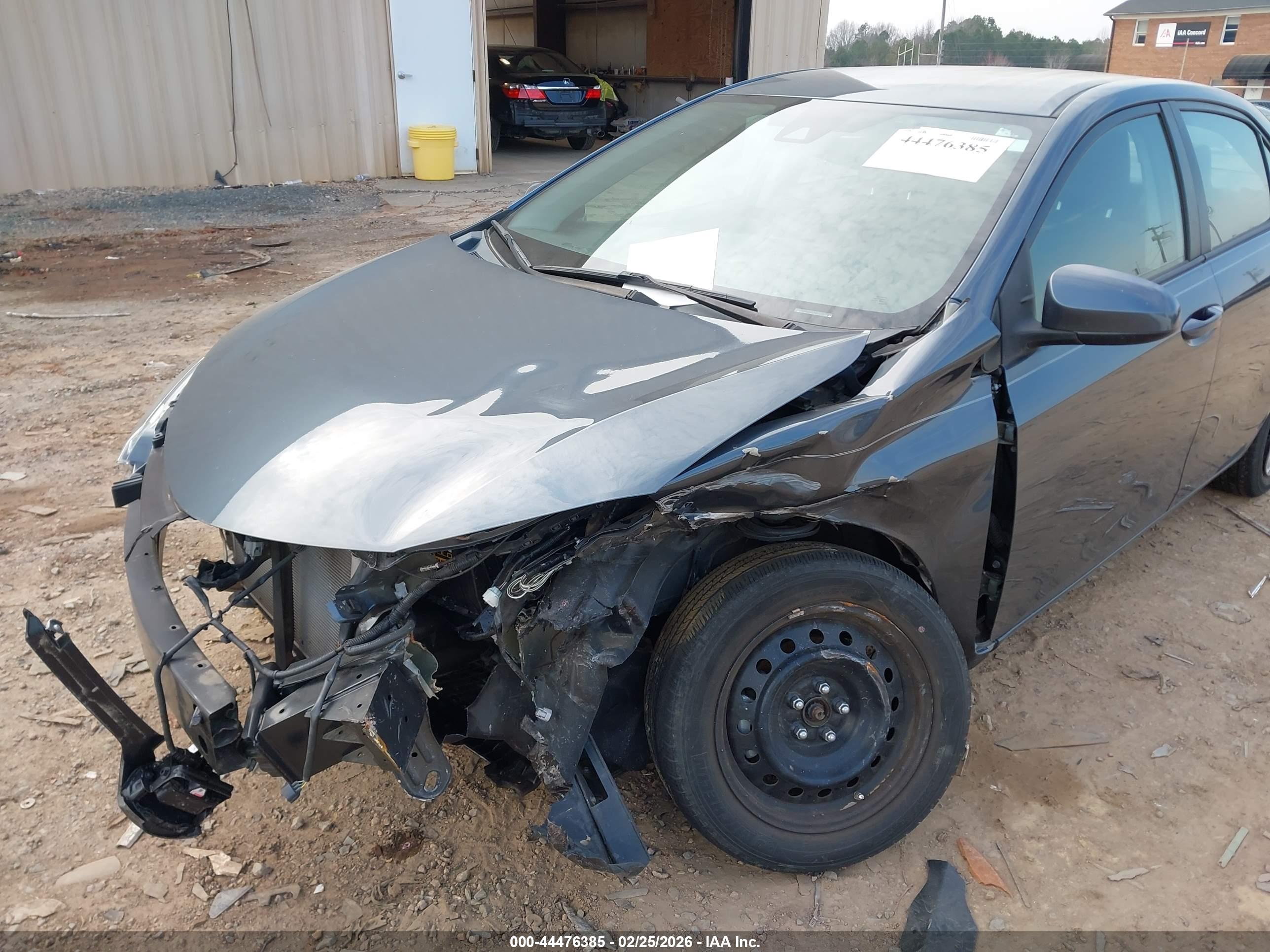 TOYOTA COROLLA image 6