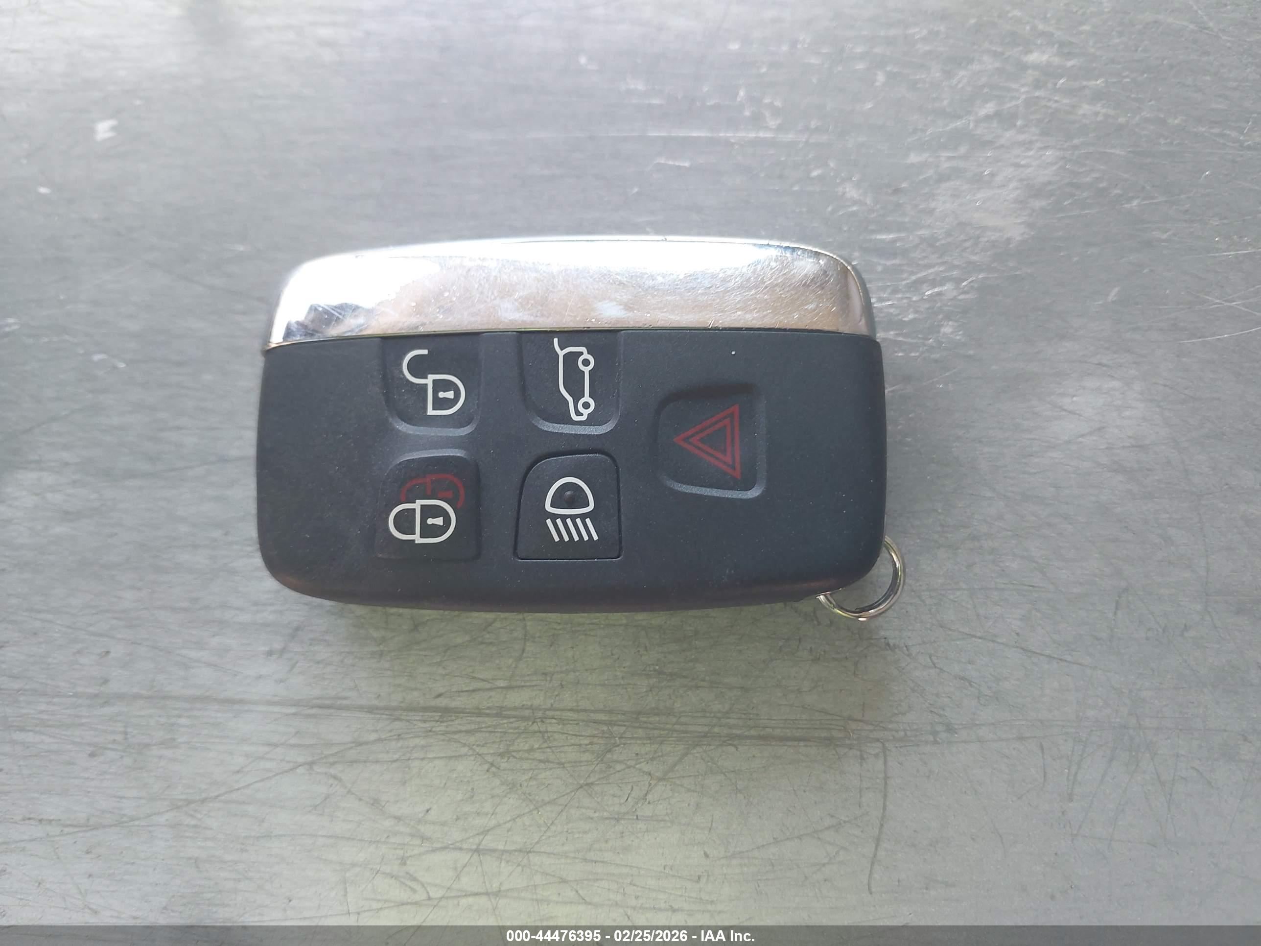 LAND ROVER image 11