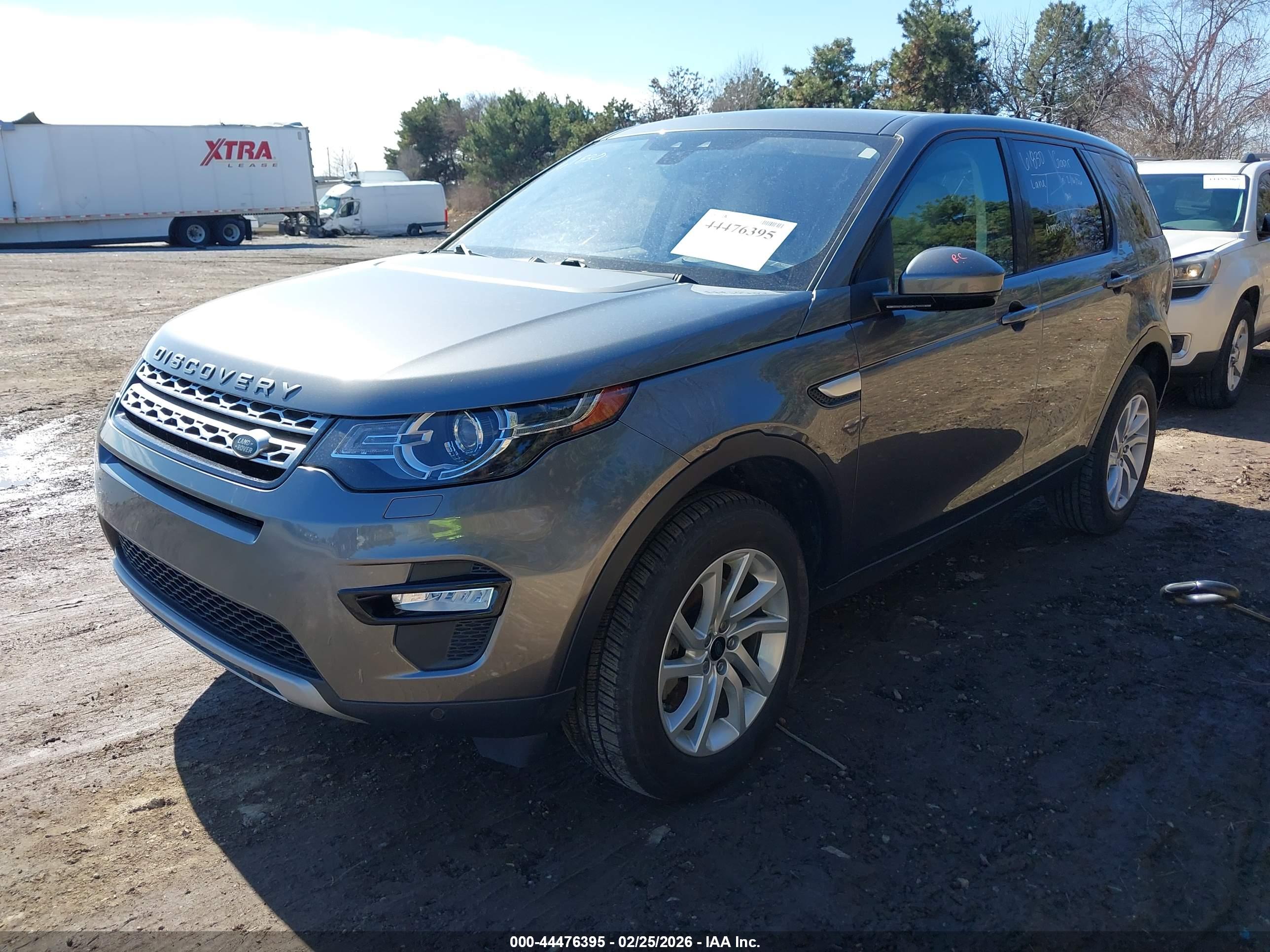 LAND ROVER image 2