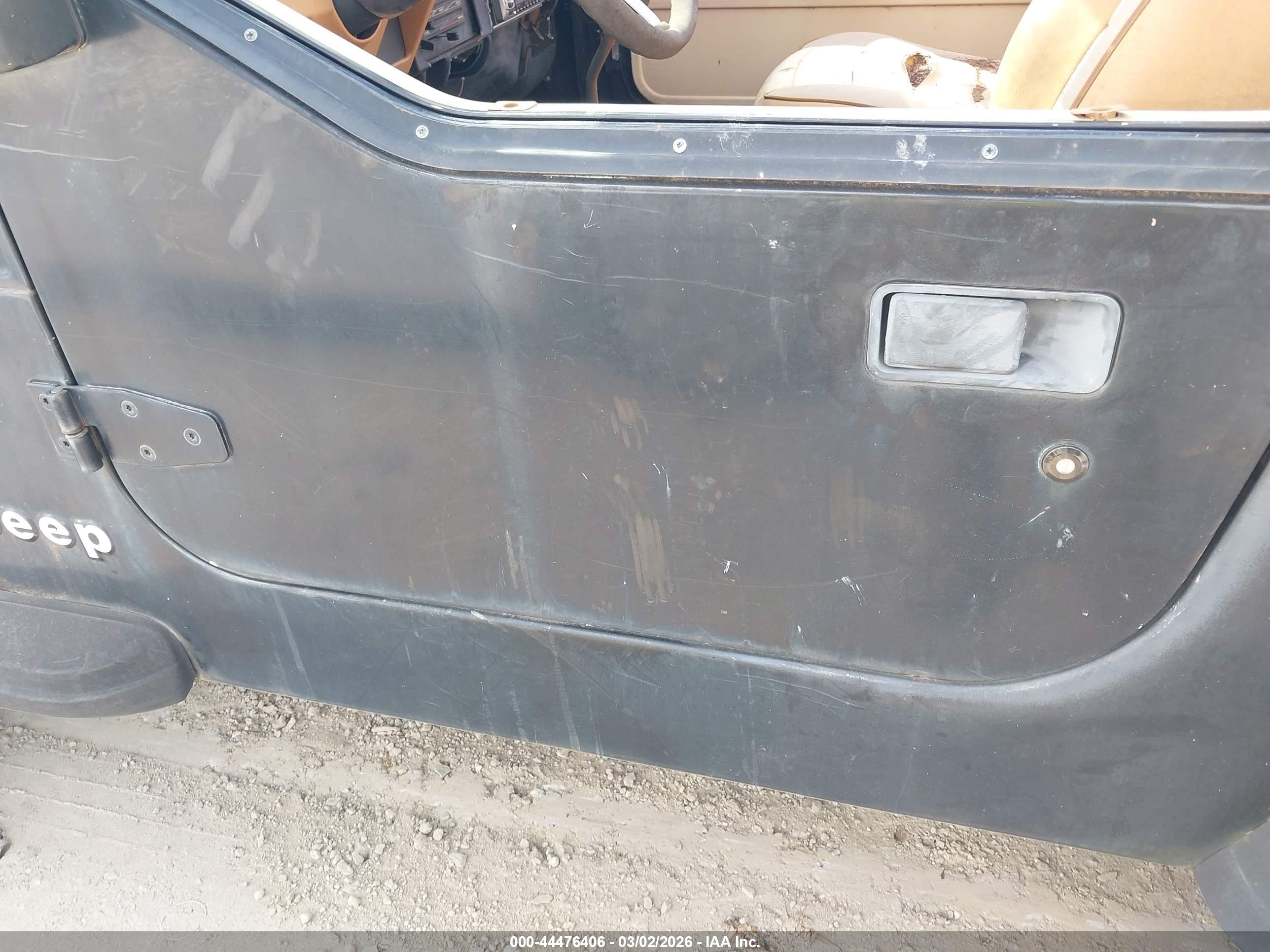 JEEP WRANGLER image 6
