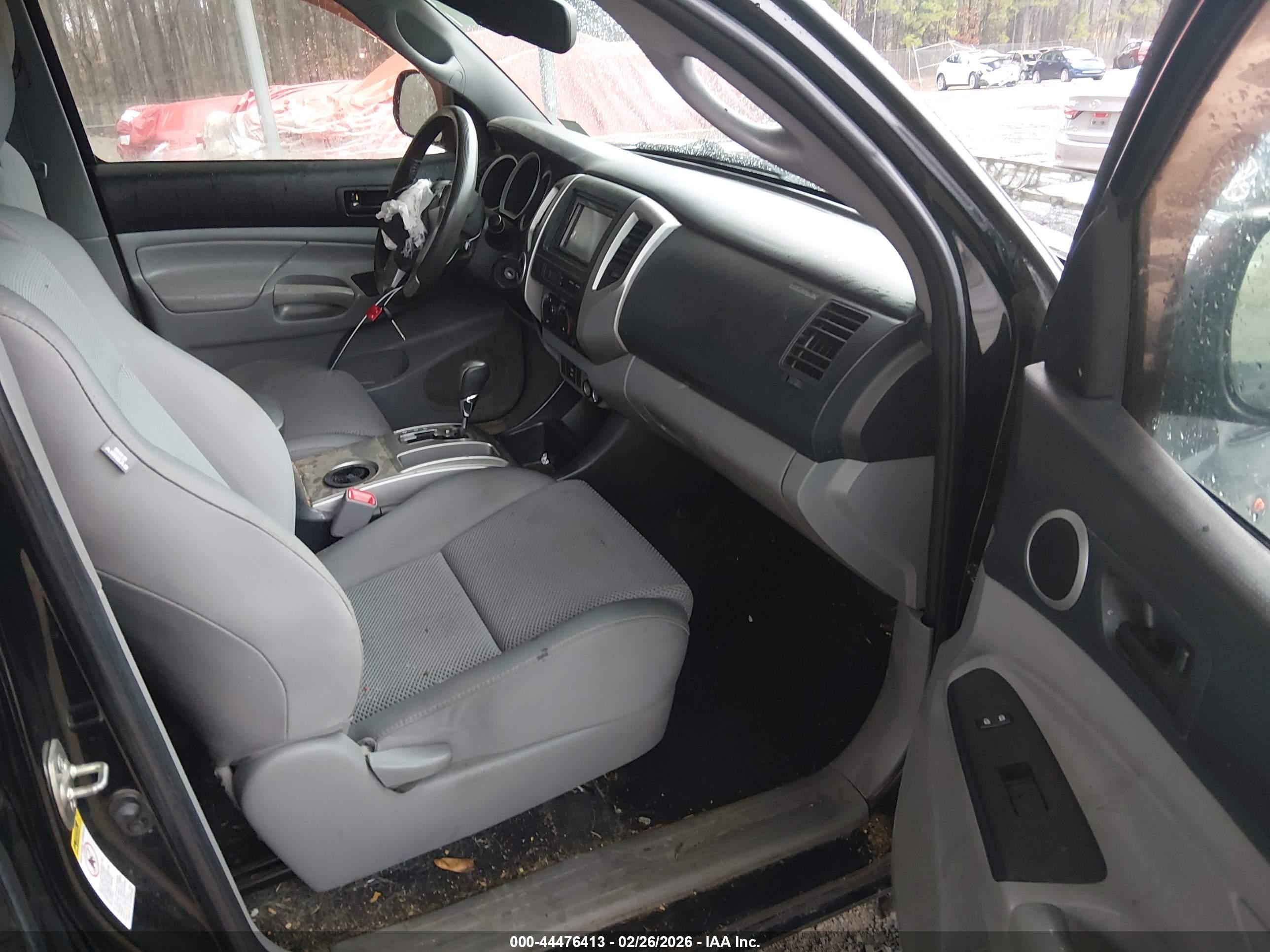 TOYOTA TACOMA image 5