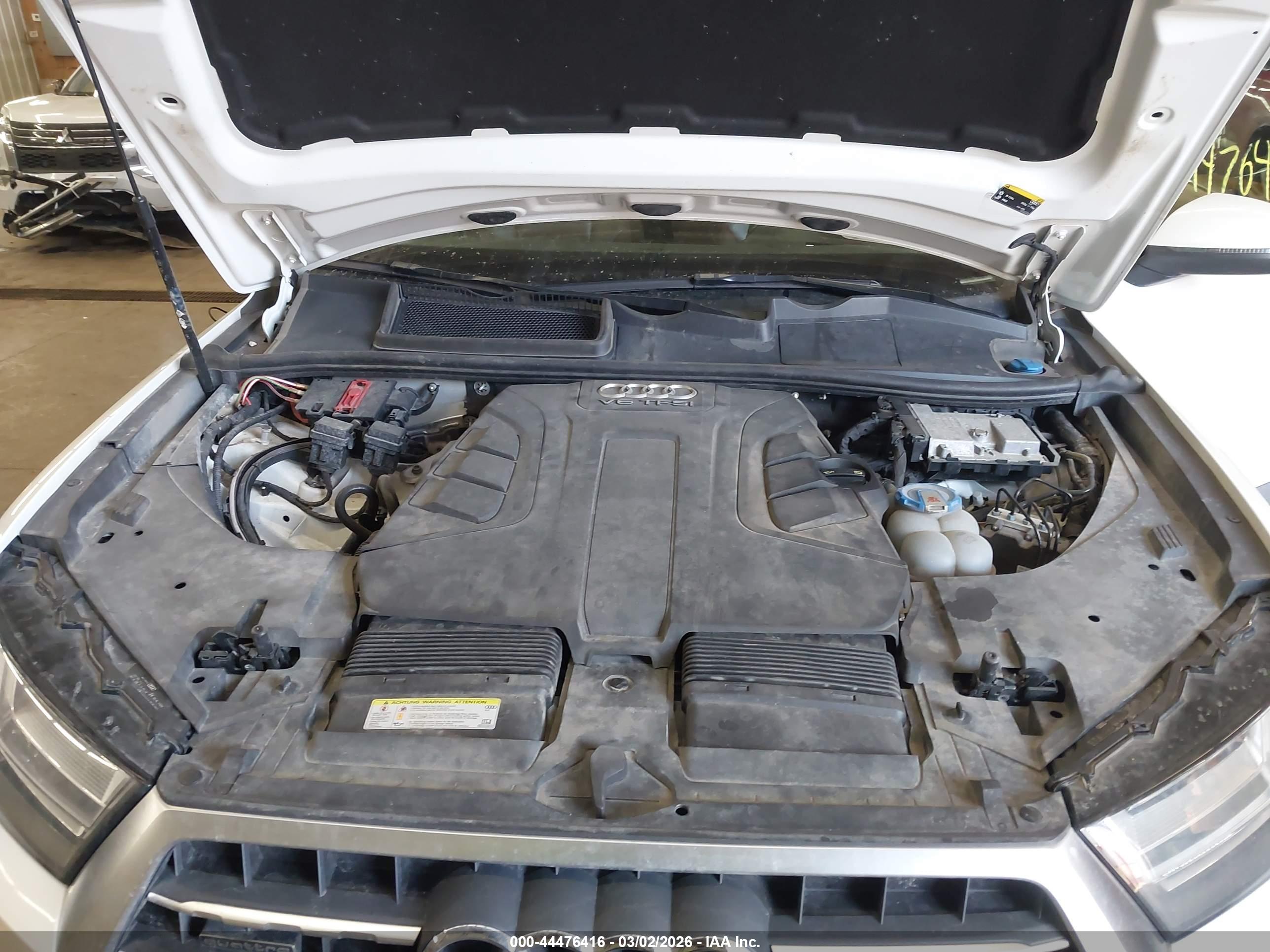 AUDI Q7 image 10