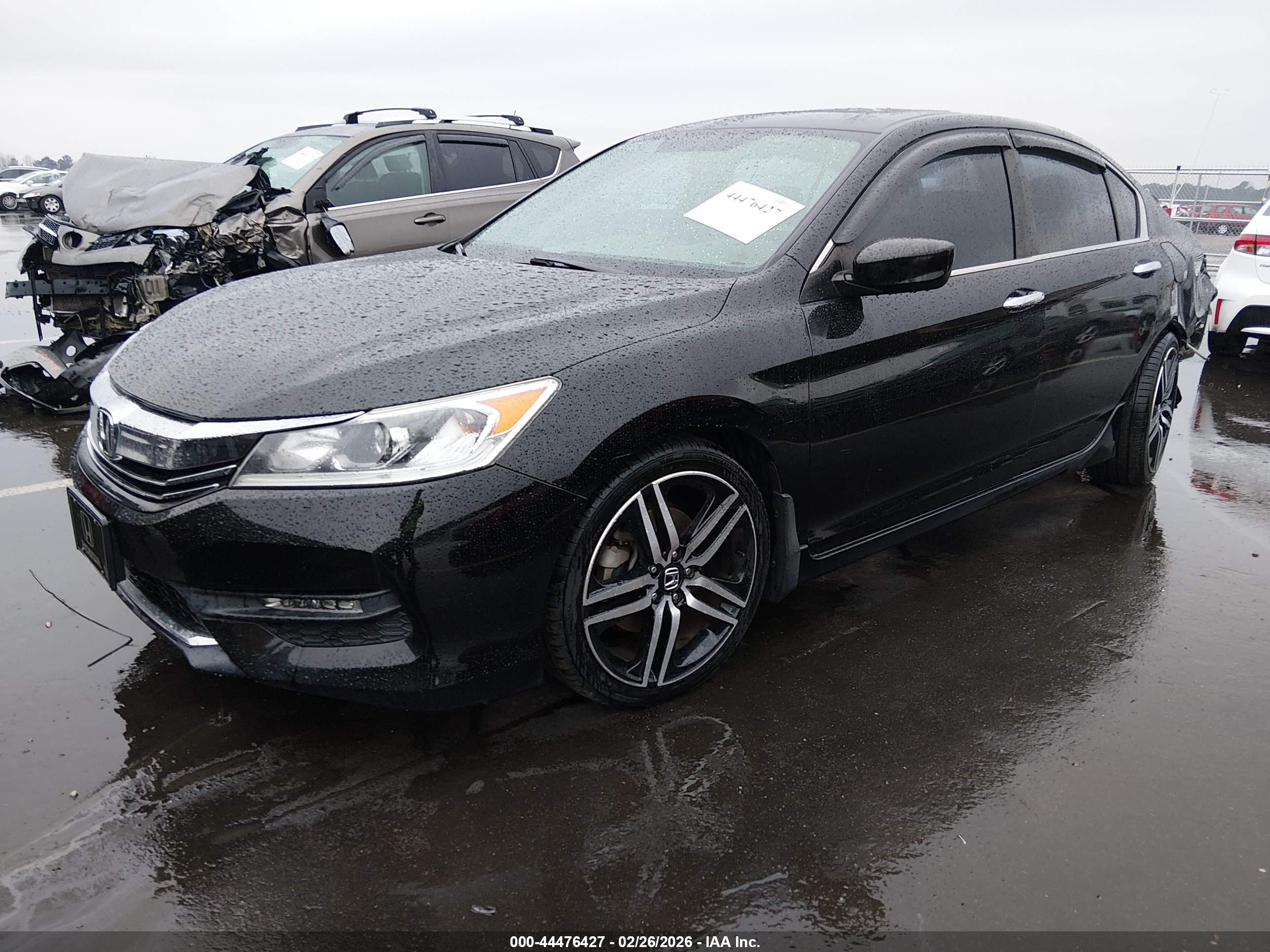 HONDA ACCORD image 2