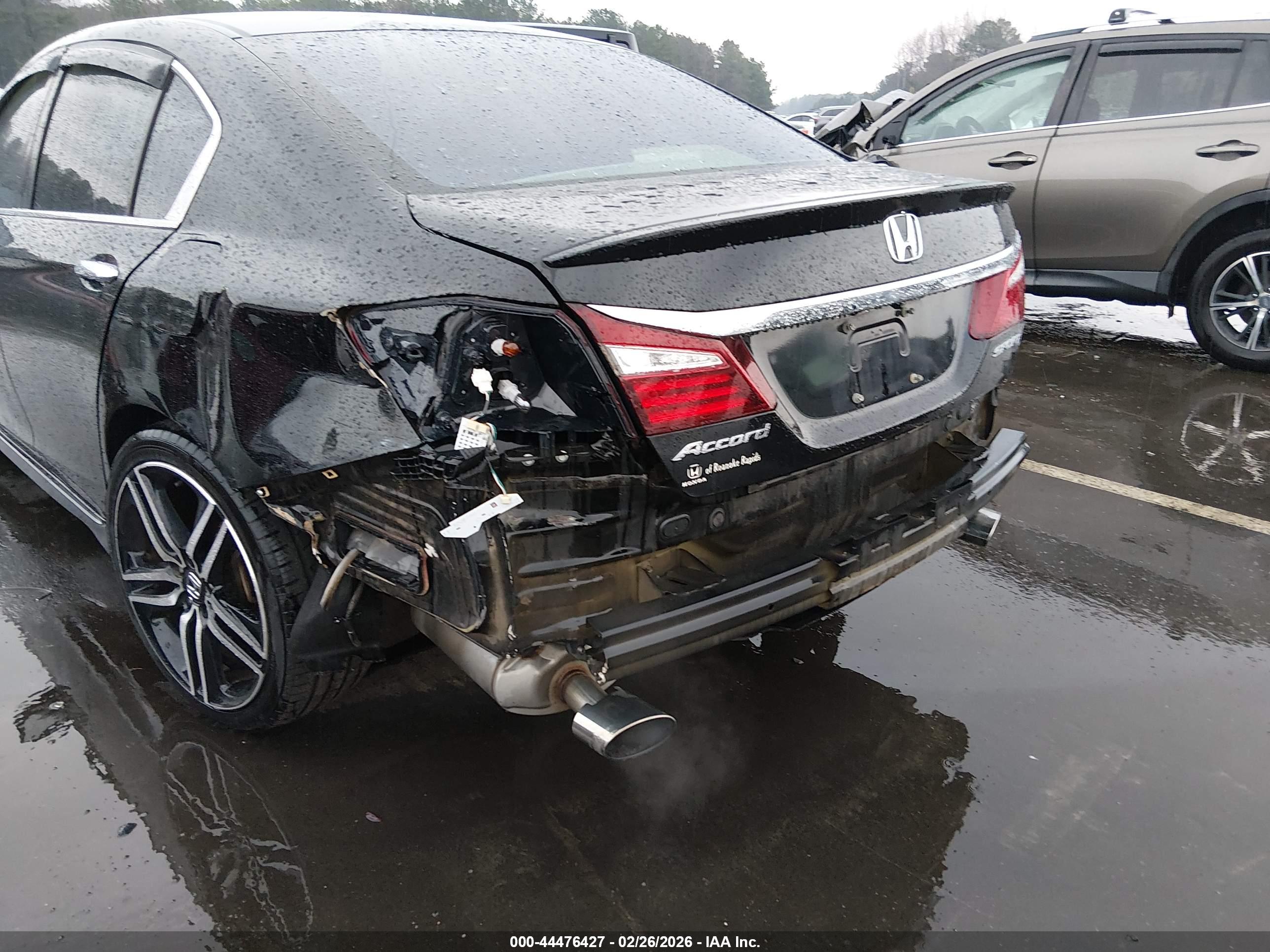 HONDA ACCORD image 6