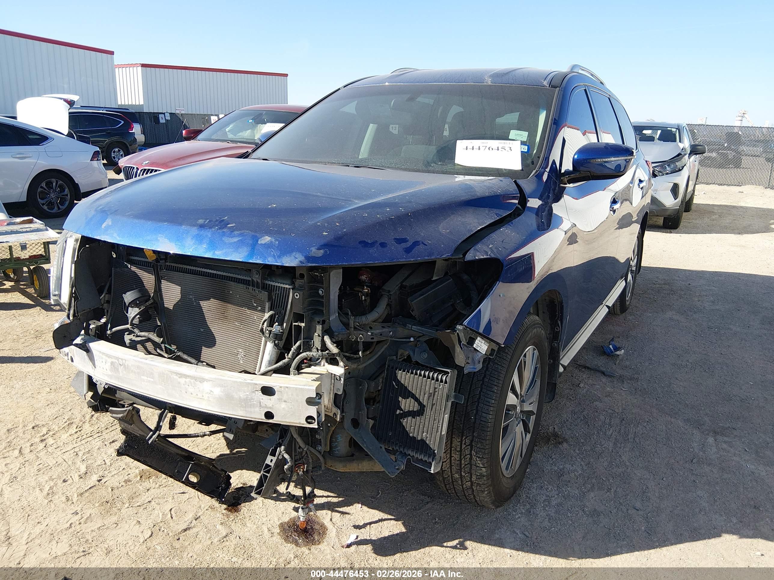 NISSAN PATHFINDER image 6