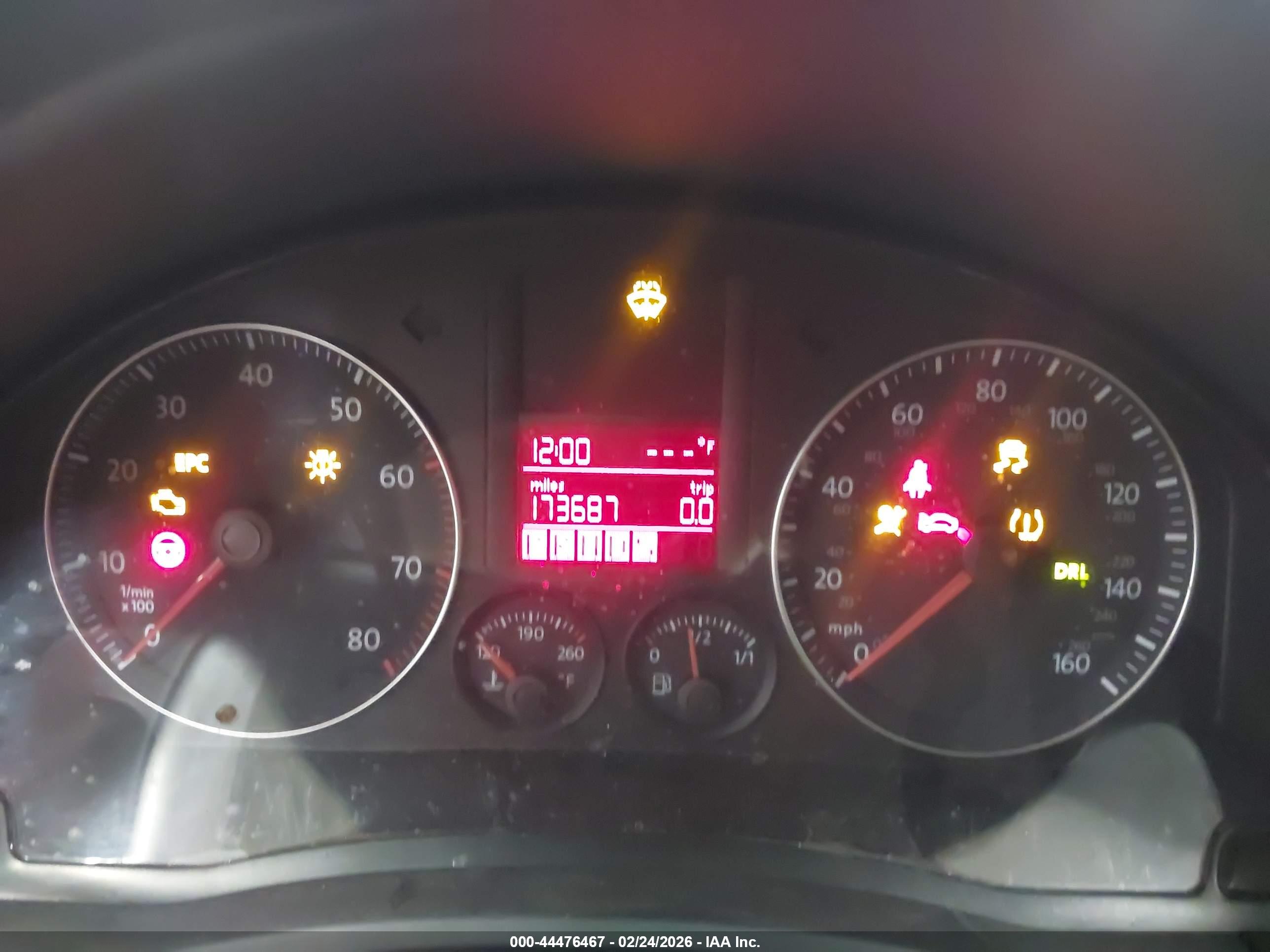 VOLKSWAGEN JETTA image 7