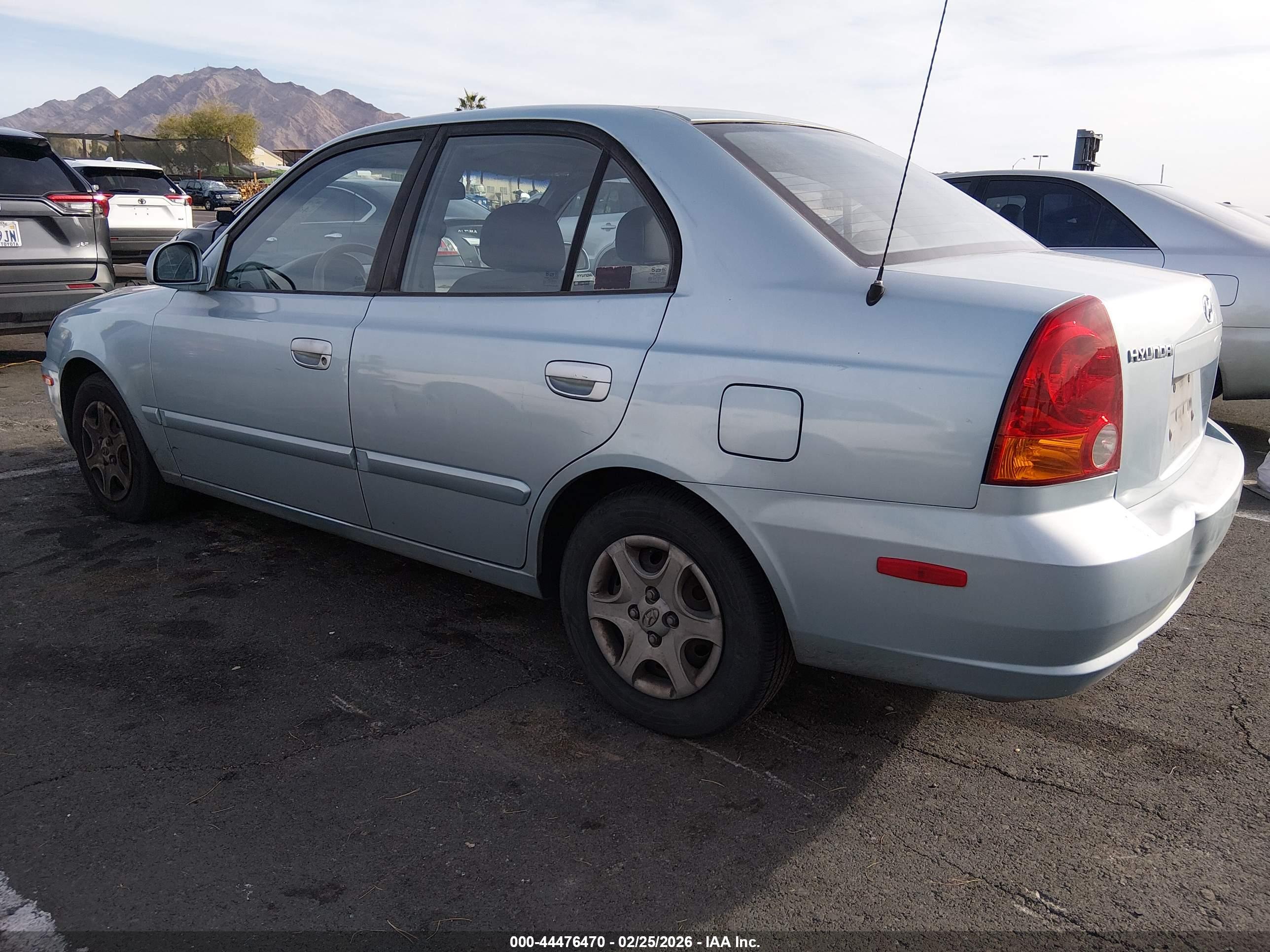 HYUNDAI ACCENT image 3