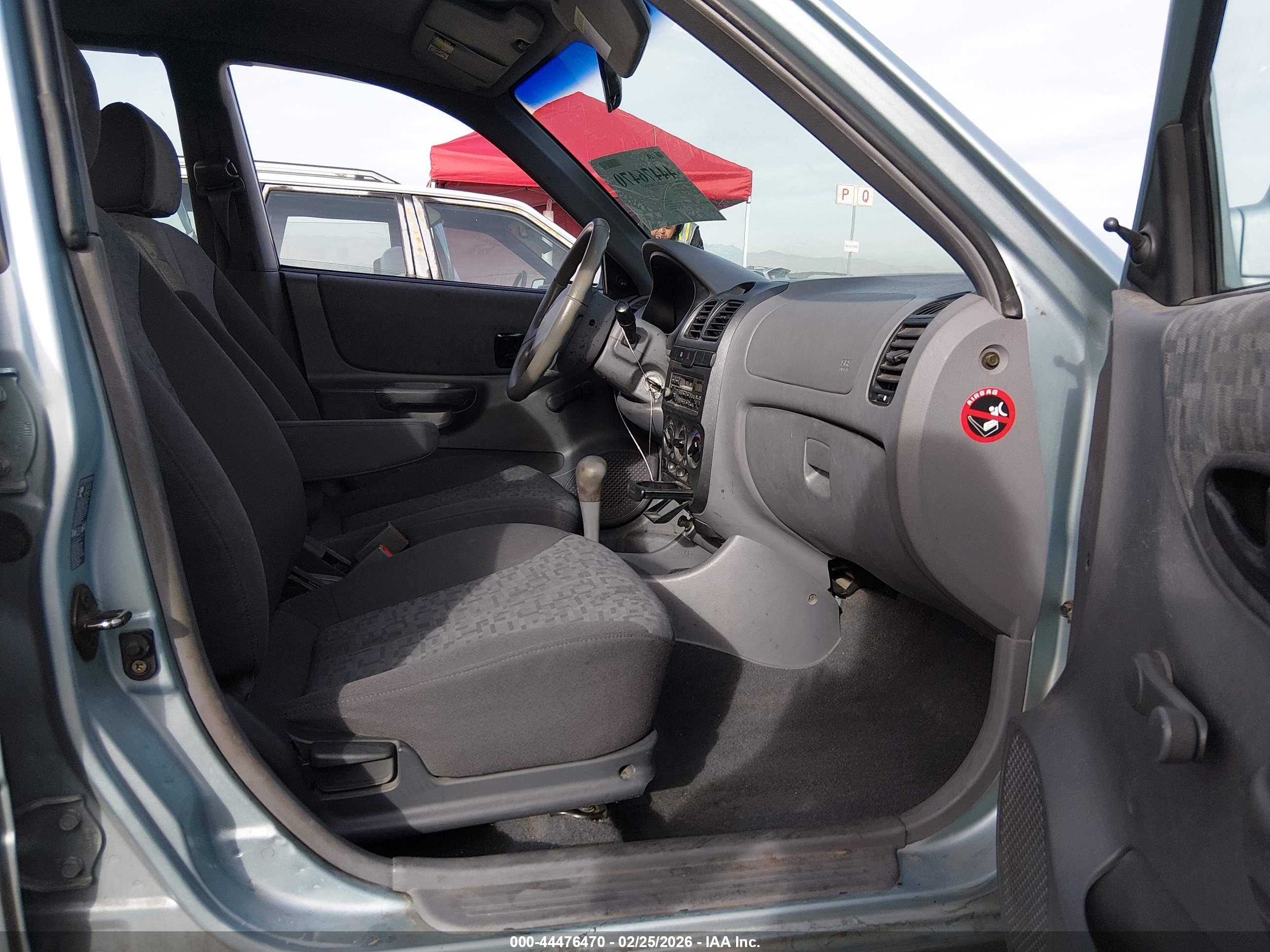 HYUNDAI ACCENT image 5