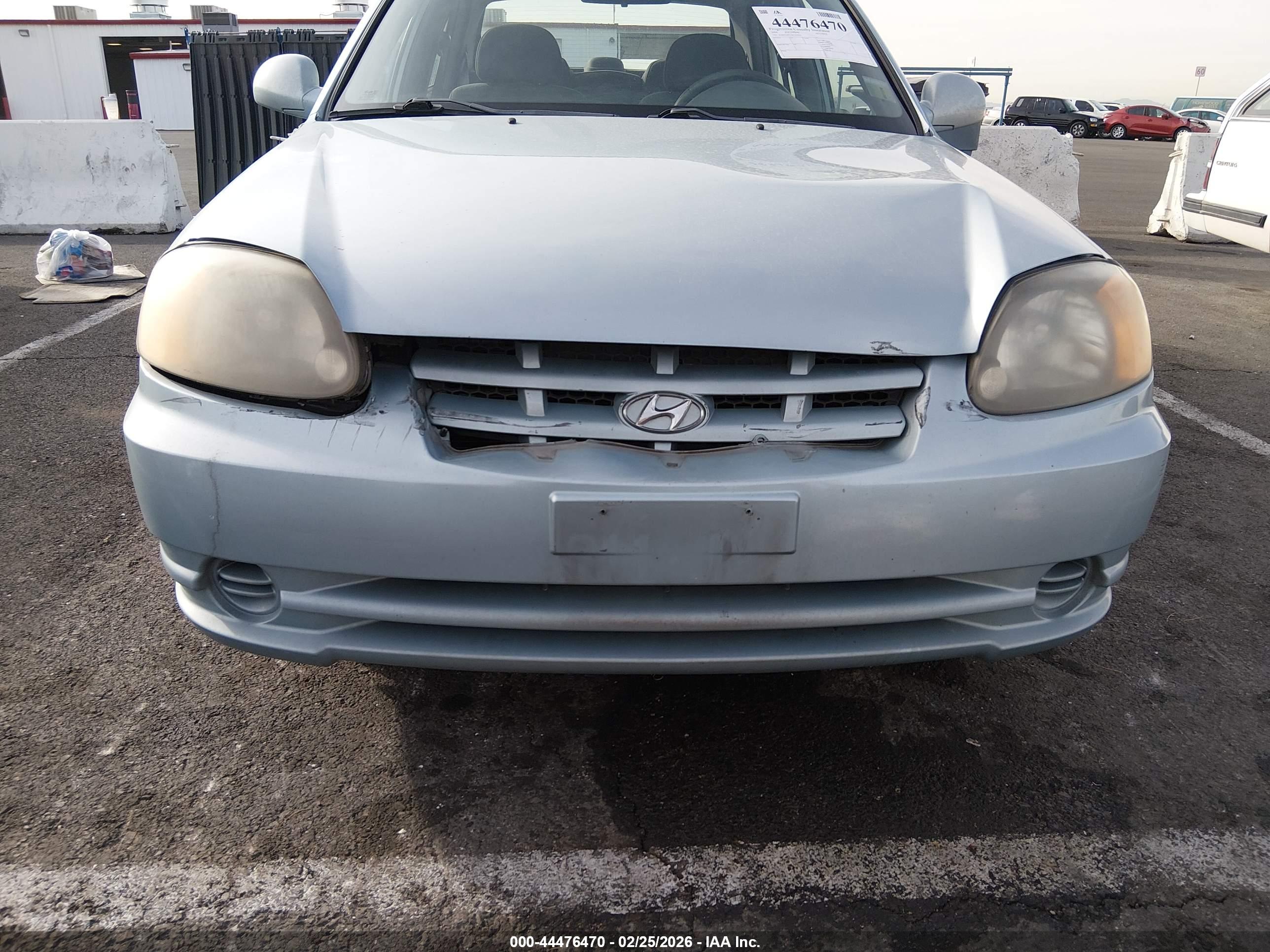 HYUNDAI ACCENT image 6