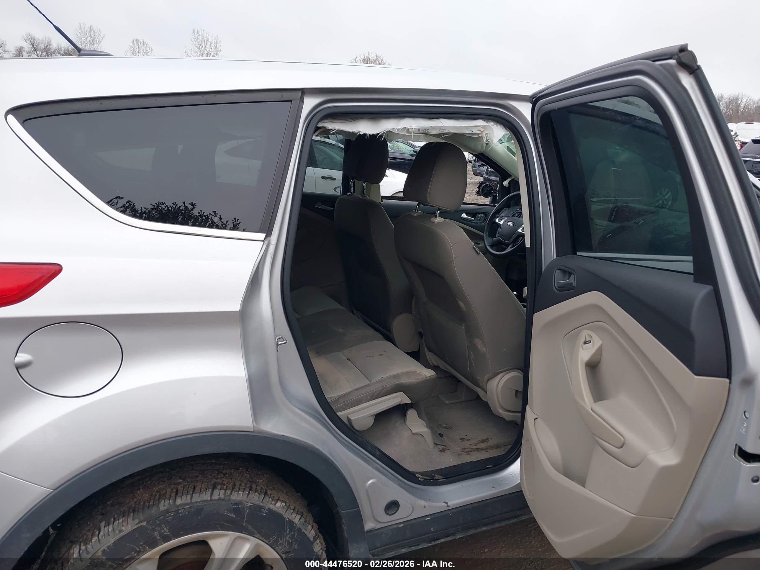 FORD ESCAPE image 8