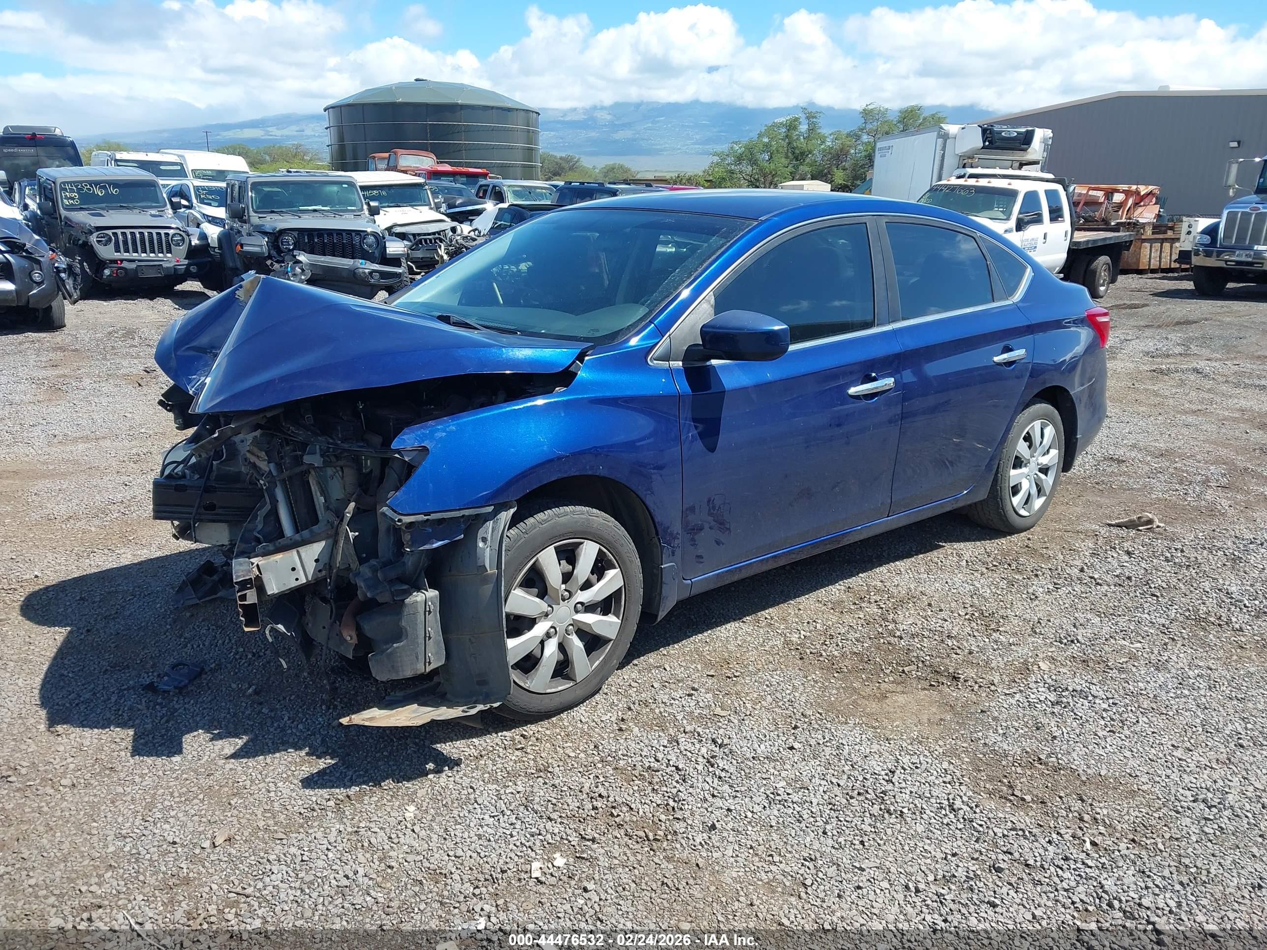 NISSAN SENTRA image 2