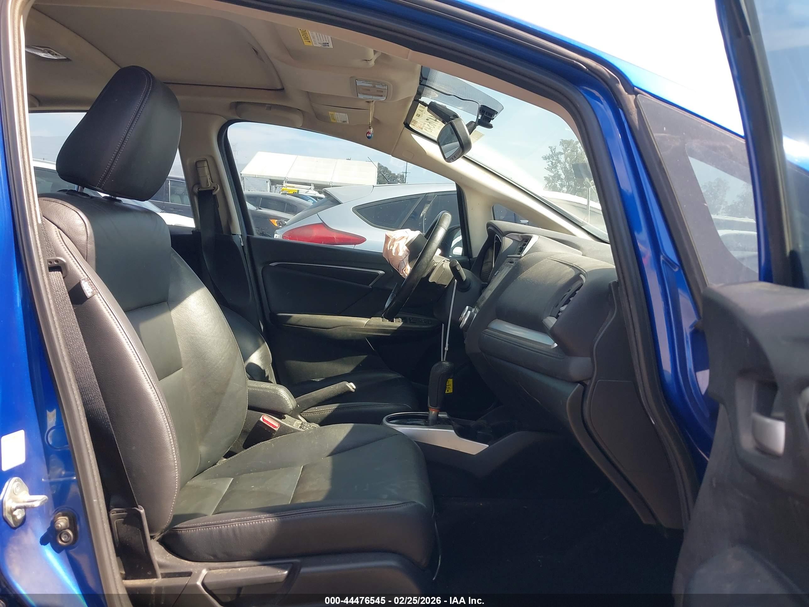 HONDA FIT image 5